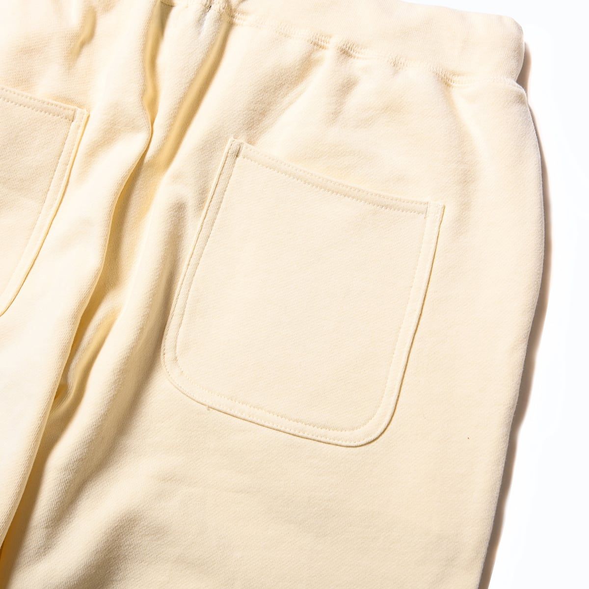 CUTRATE LOGO OMW SWEAT PANTS (IVORY)