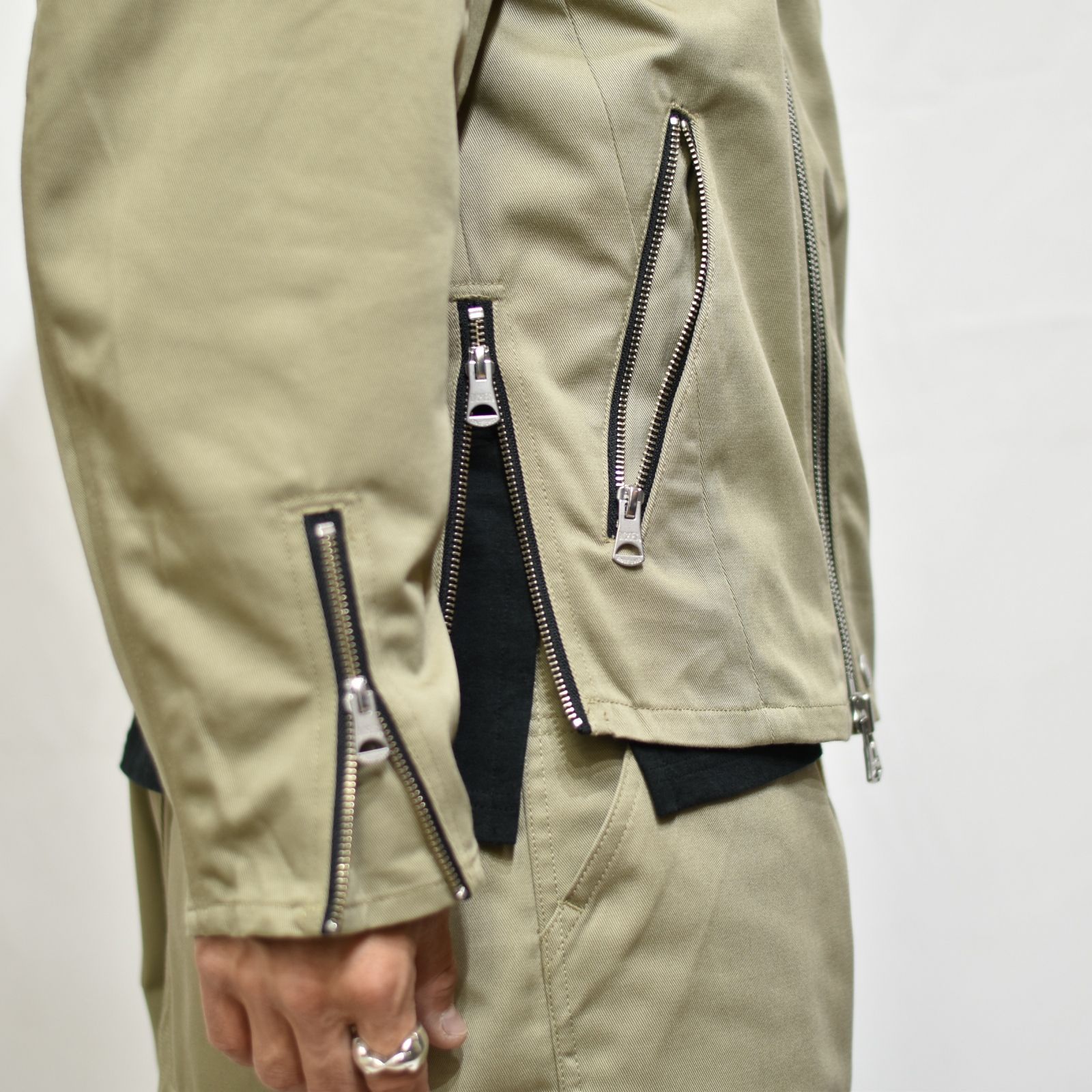 ISAMU KATAYAMA BACKLASH - ×× Dickies ダブルニーパンツ (NAVY