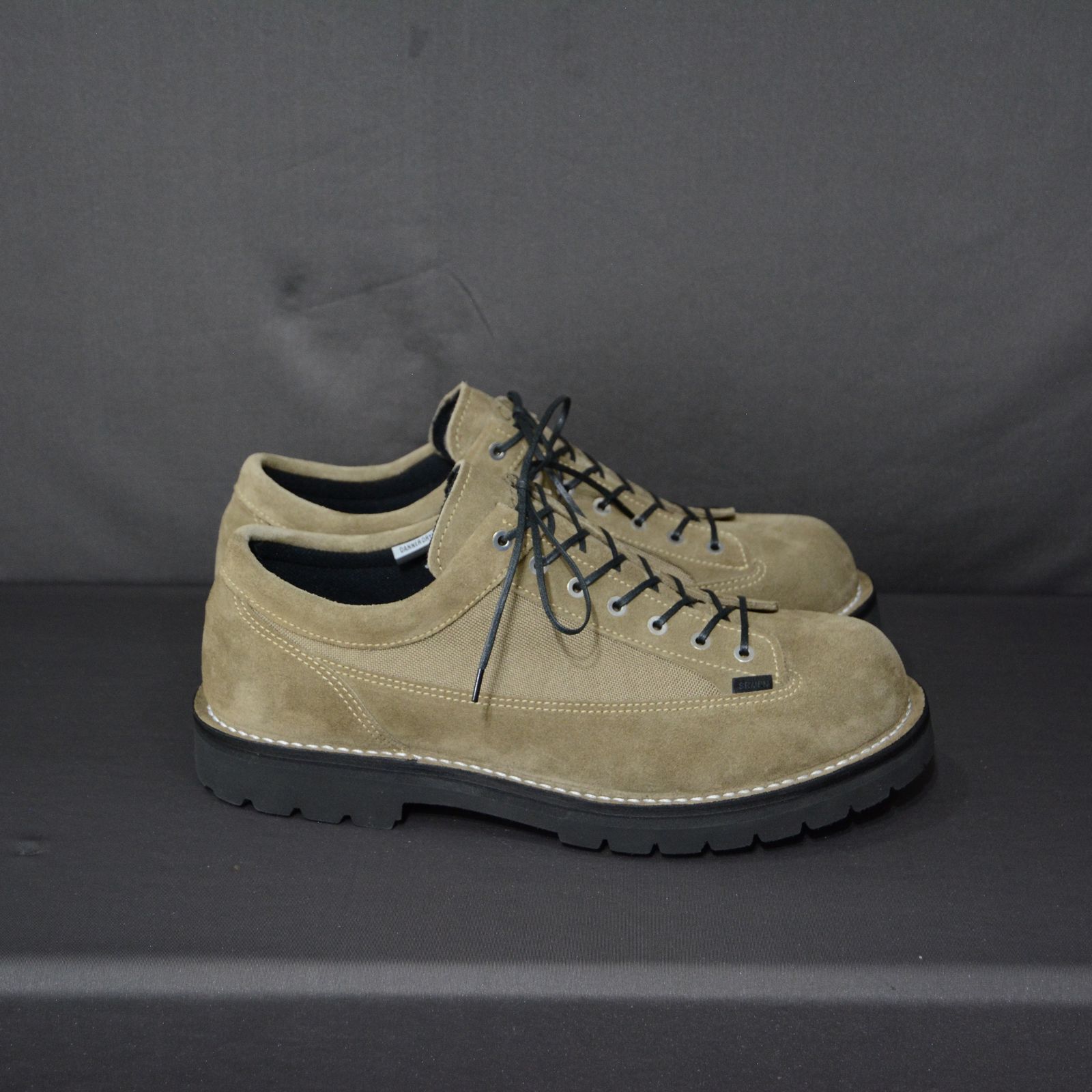 N.HOOLYWOOD - × DANNER CASCADE RANGE （BEIGE） / ダナー ブーツ