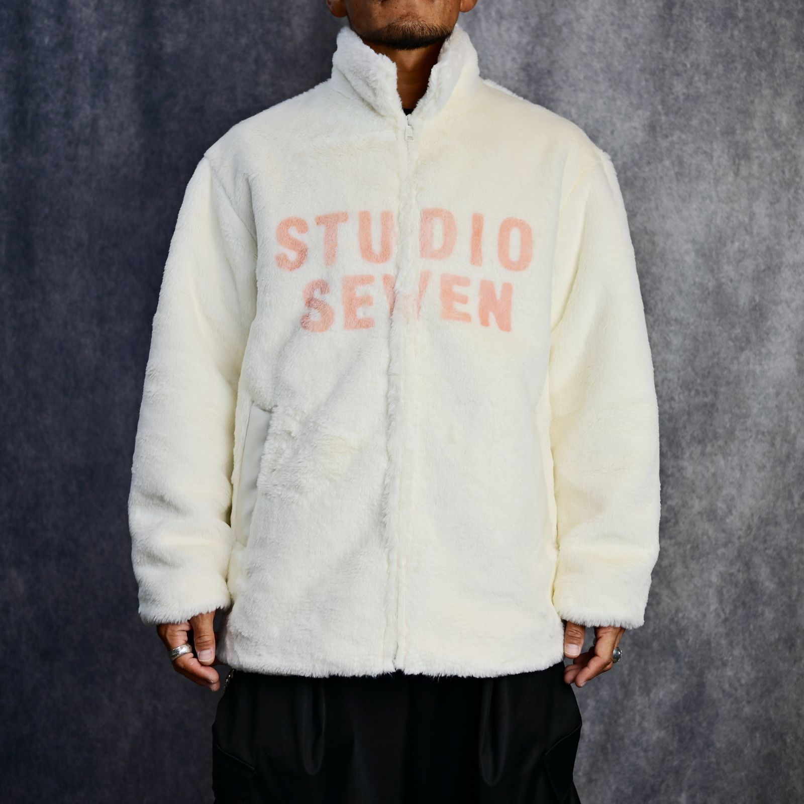 Fake Fur Middle Jacket （WHITE） / フェイクファー ジャケット ブルゾン （ホワイト）