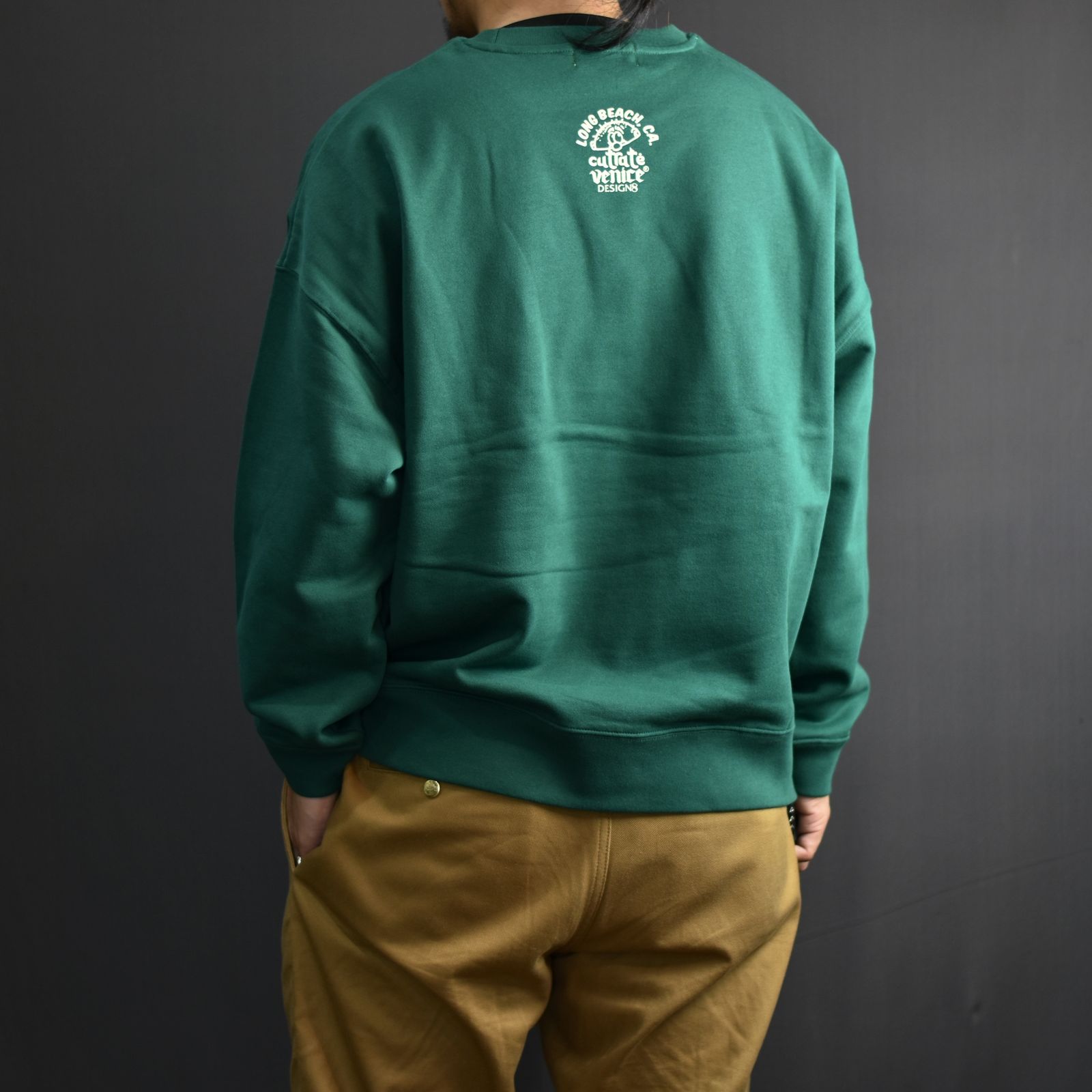 ×VENICE8 COFFEE HOUSE SMILEY FACE DISPENSER DROP CREW NECK SWEAT (GRN) / ドロップショルダー クルーネック スウェット