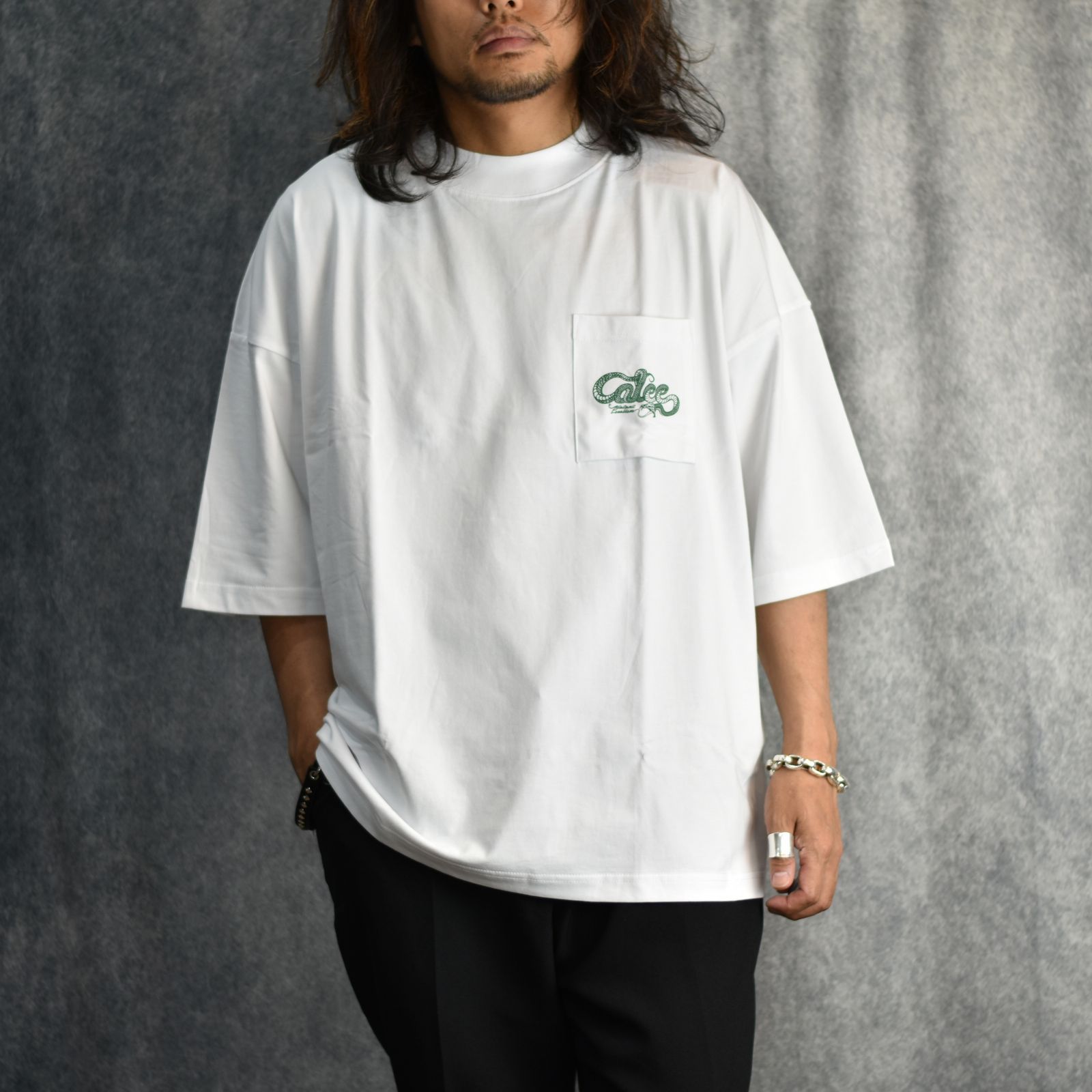 CALEE - × SHELTECH®︎ CL SNAKE LOGO DROP SHOULDER TEE (WHITE) / シェルテック キャリー  スネークロゴ ドロップショルダー 半袖Tシャツ | chord online store