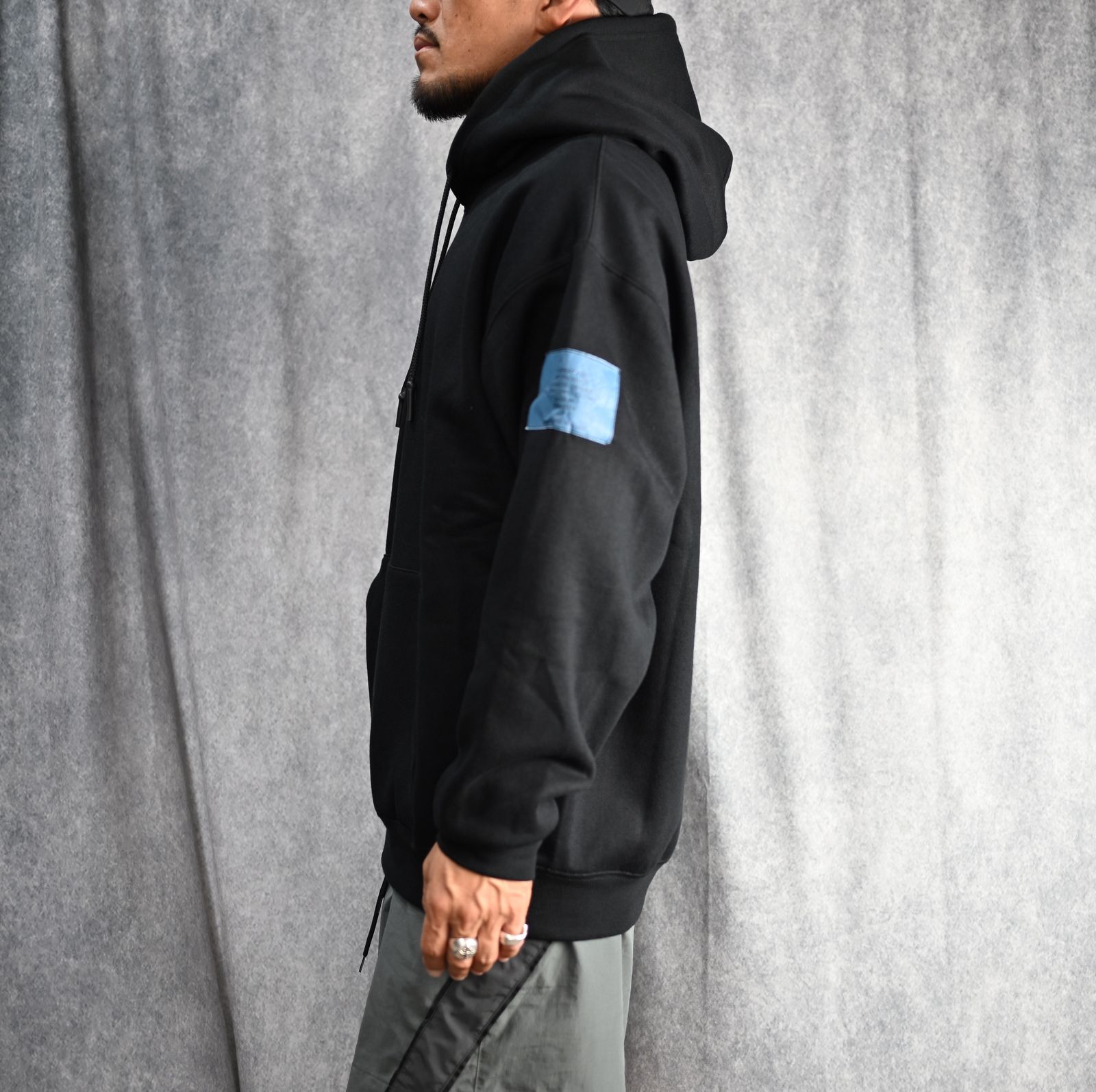 HOODED SWEATSHIRT （BLACK） / フーディー スウェット （ブラック）