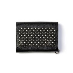 ROUND STUDS LEATHER FLAP HALF WALLET (BLACK)｜ラウンド スタッズ レザー フラップハーフウォレット 三つ折り財布｜CL-26AWLE001