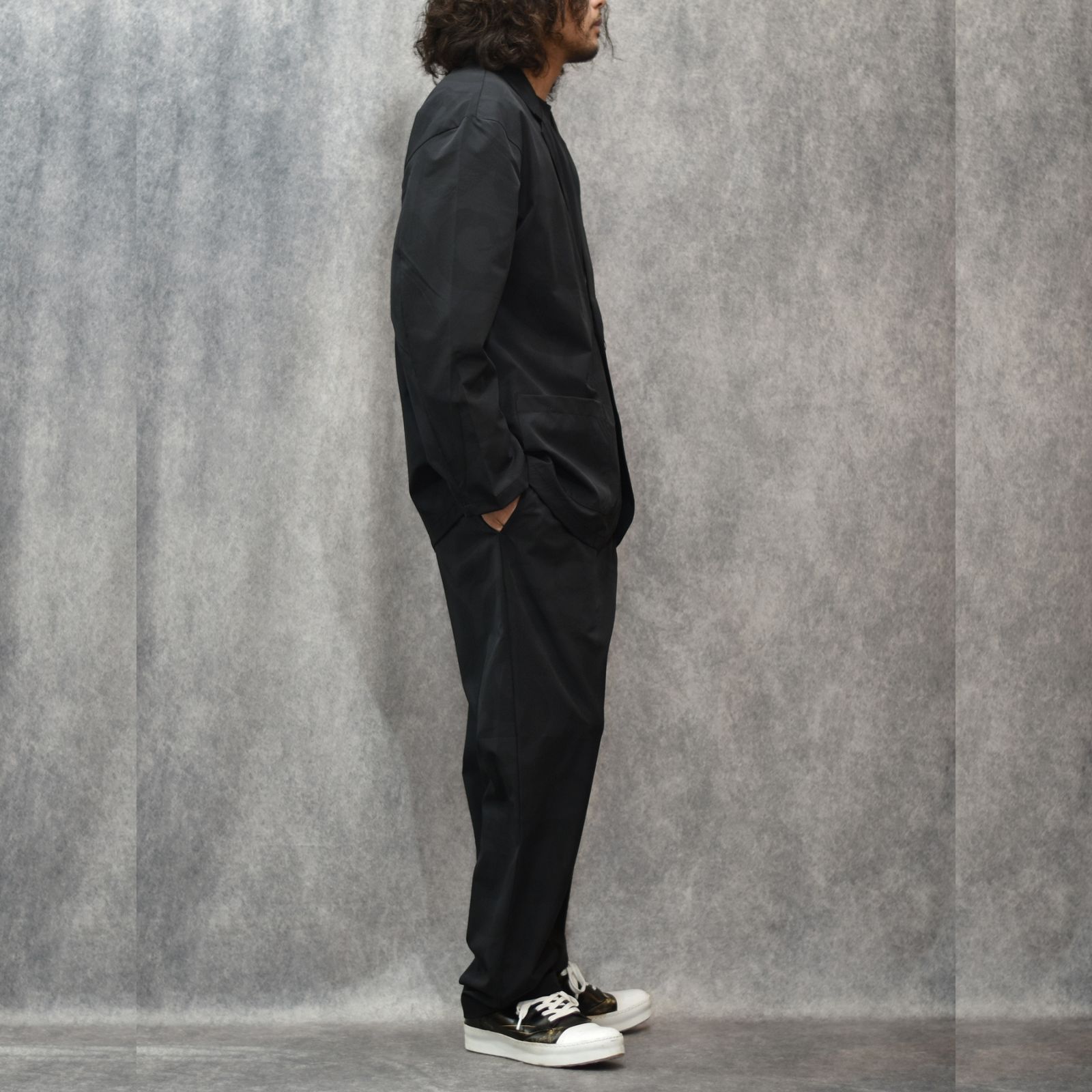 × OVYS SNAKE PATTERN NYLON T/T JACKET & PANTS (BLACK)｜× オーヴィーズ 蛇柄 ナイロン セットアップ｜ov-ls-jkpt-0001