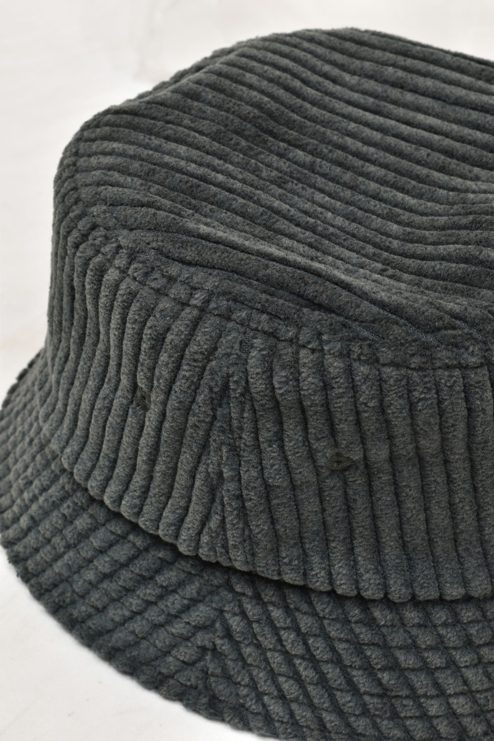 CORDUROY BUCKET HAT (CHARCOAL)