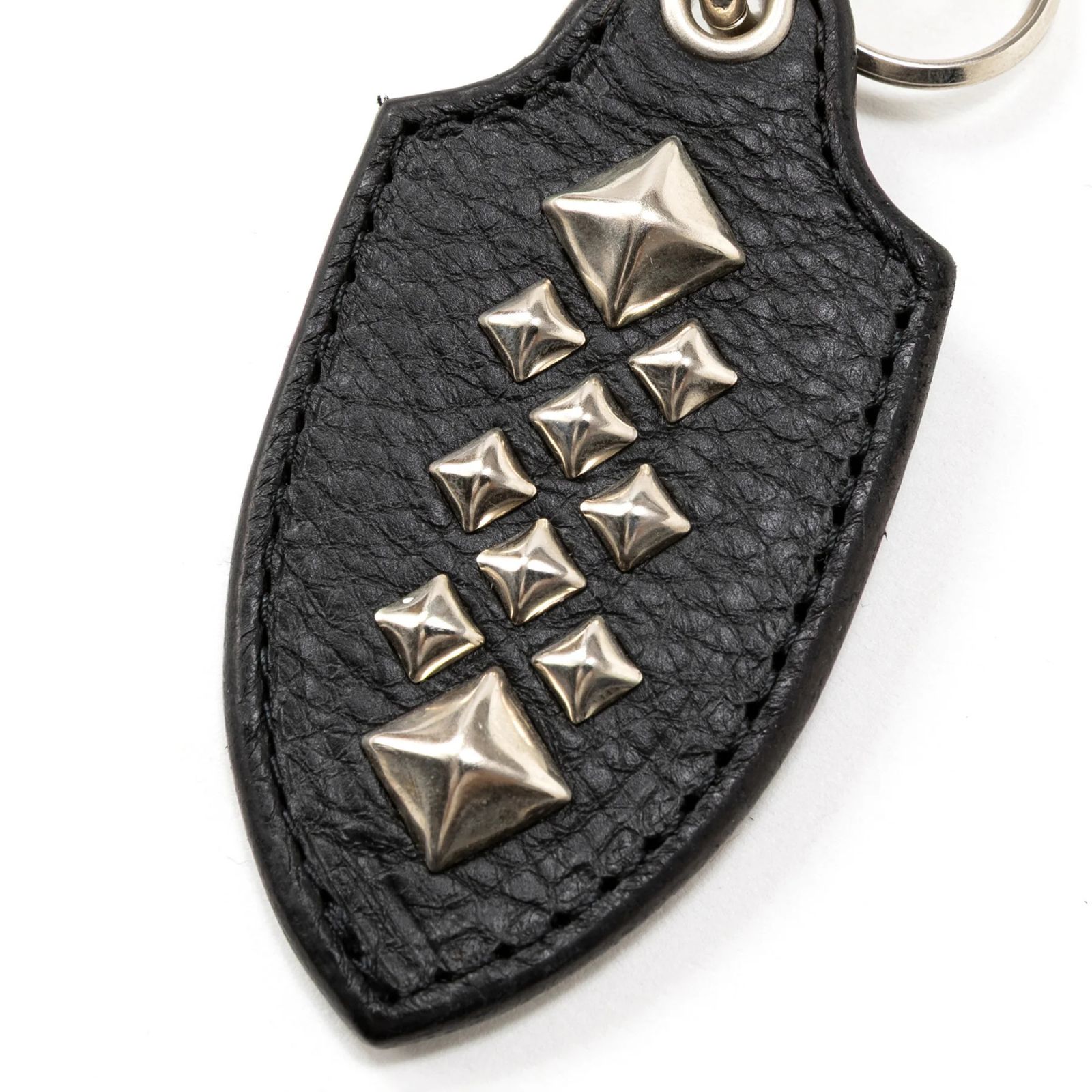 STUDS LEATHER KEY RING ＜TYPE A＞ (BLACK)｜キーリング・キーホルダー｜CL-26SS005LE