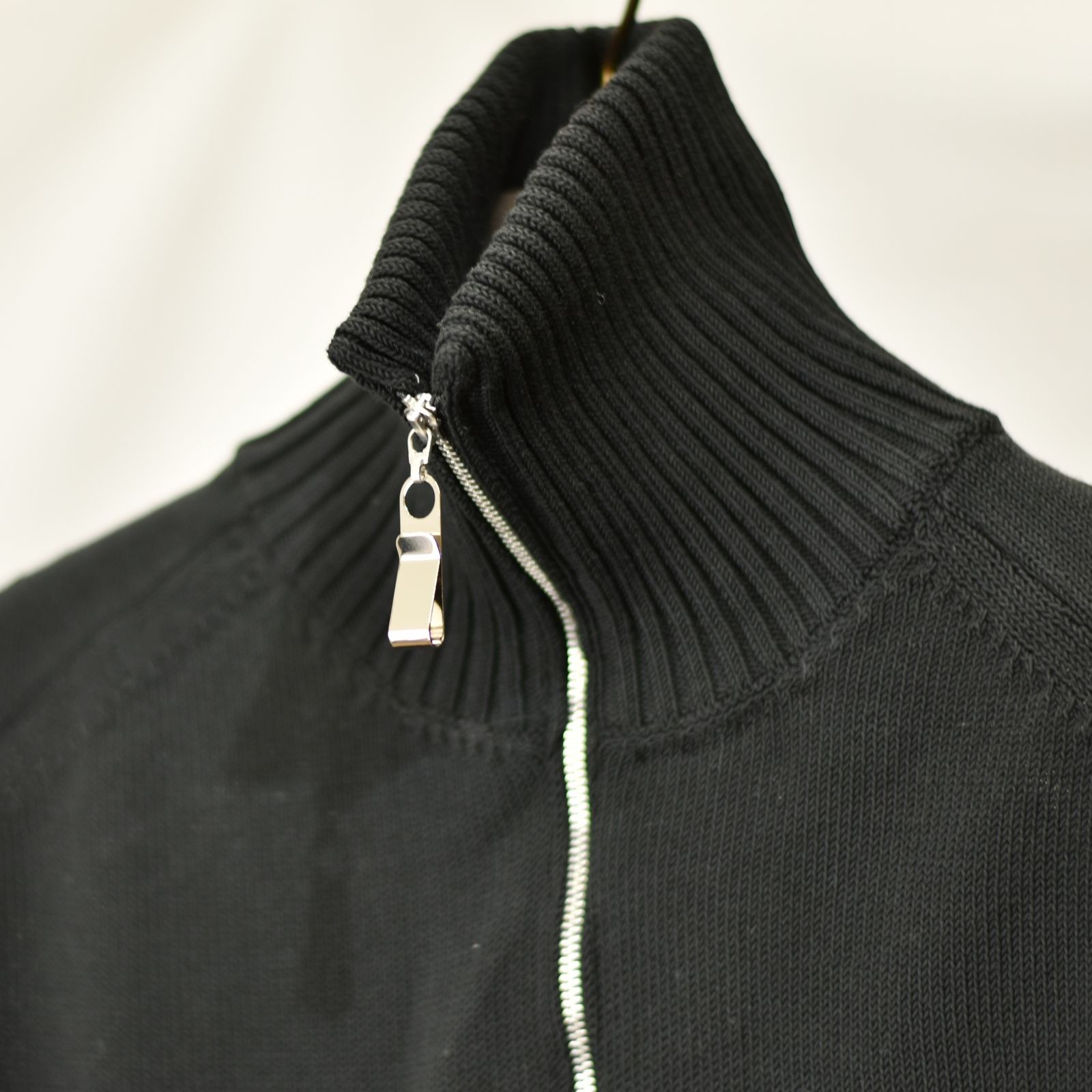 ハイネックニットブルゾン / LB23SS-KNBL01 (BLACK)