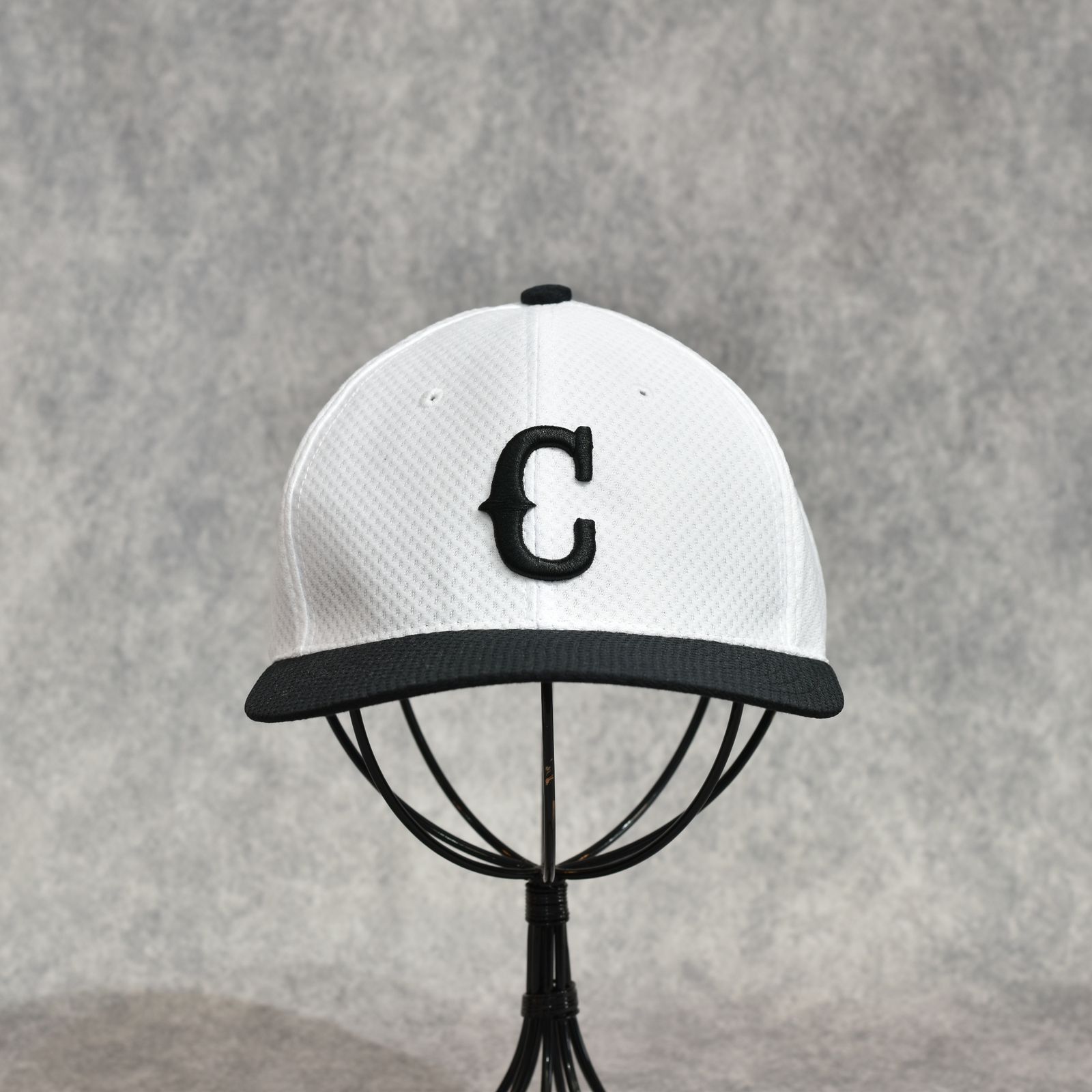 C LOGO REPLICA CAP (BLACK / WHITE)｜メッシュ ベースボールキャップ｜CL-26SS046