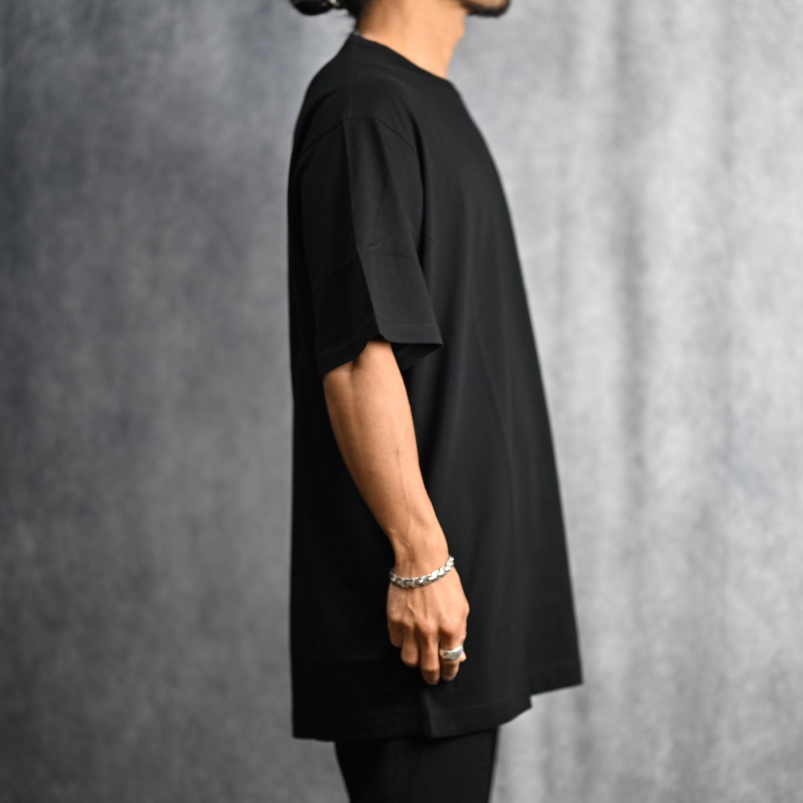 30/- COTTON SINGLE JERSEY ROUND NECK HALF SLEEVE （BLACK） カットソー （ブラック） HO-T02-070-4