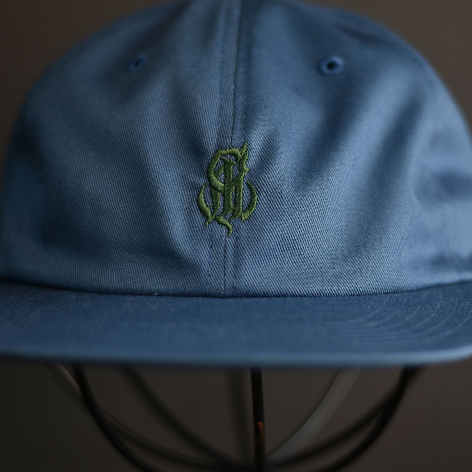 CAL LOGO TWILL CAP (NAVY) / 刺繍ロゴ ツイル キャップ