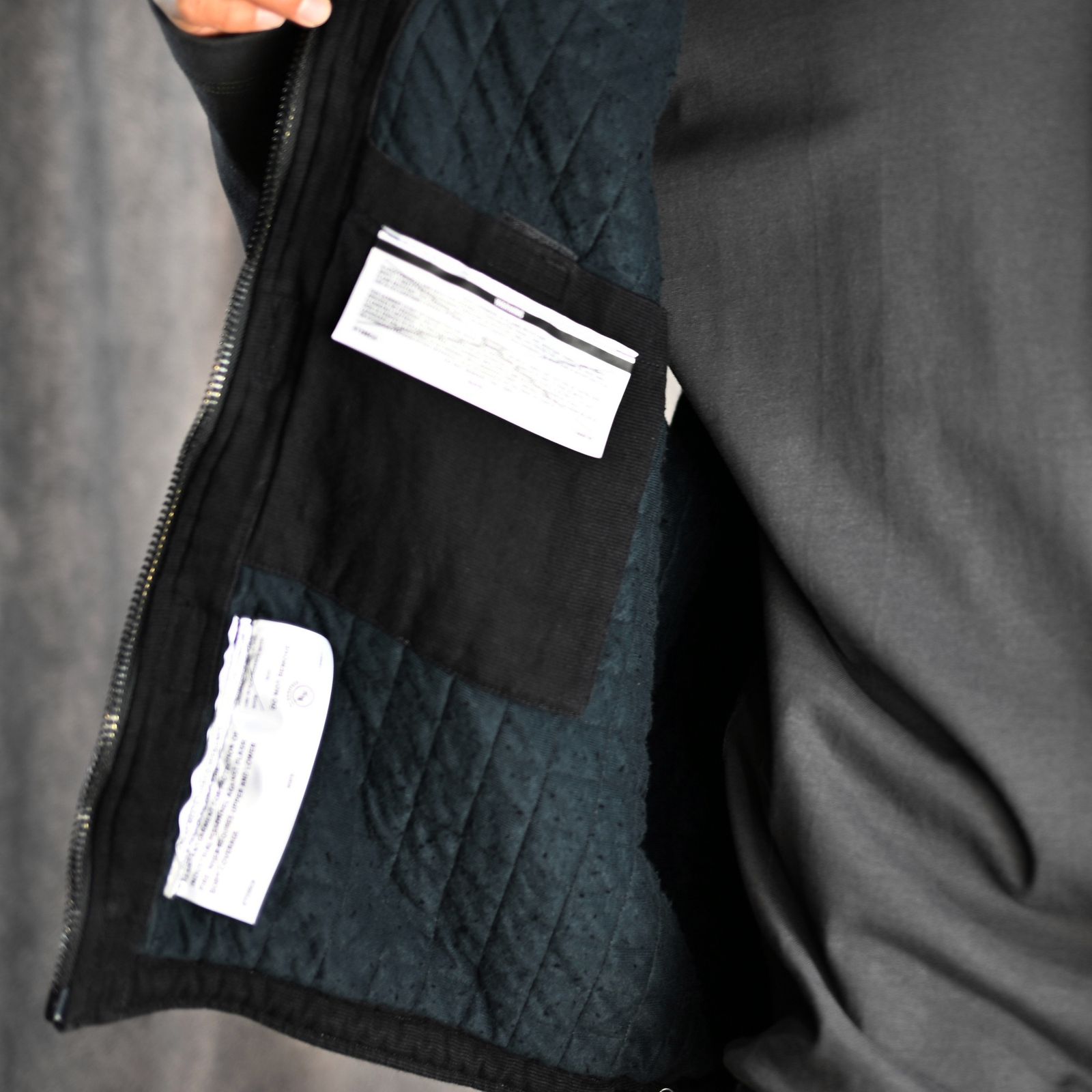 VEST (BLACK) -  ベスト （ブラック） 1242-BL03-001
