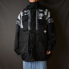 ORIGINAL BANDANA PRINT HIGH NECK JACKET （BLACK） / バンダナ柄 マウンテンパーカー
