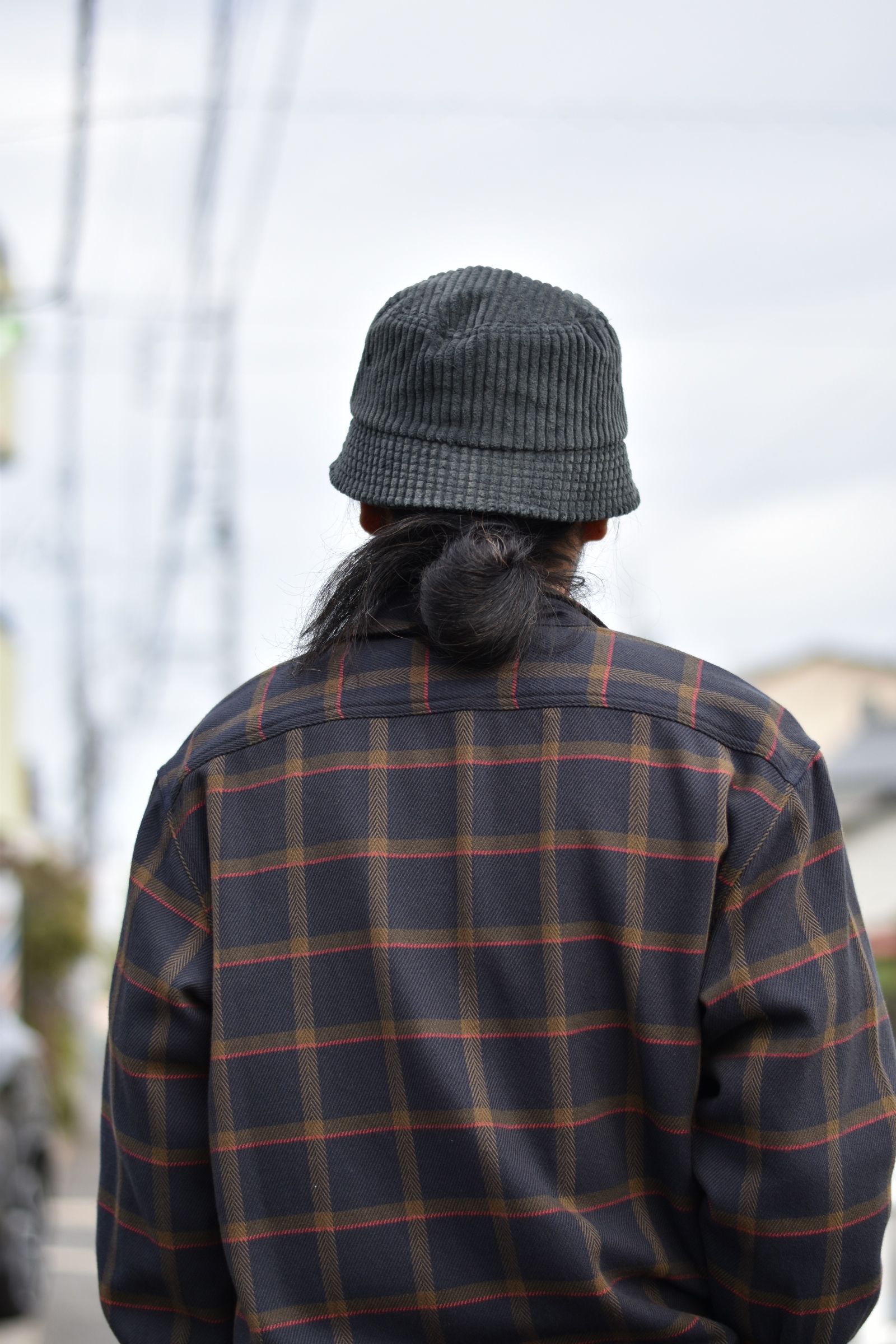 CORDUROY BUCKET HAT (CHARCOAL)