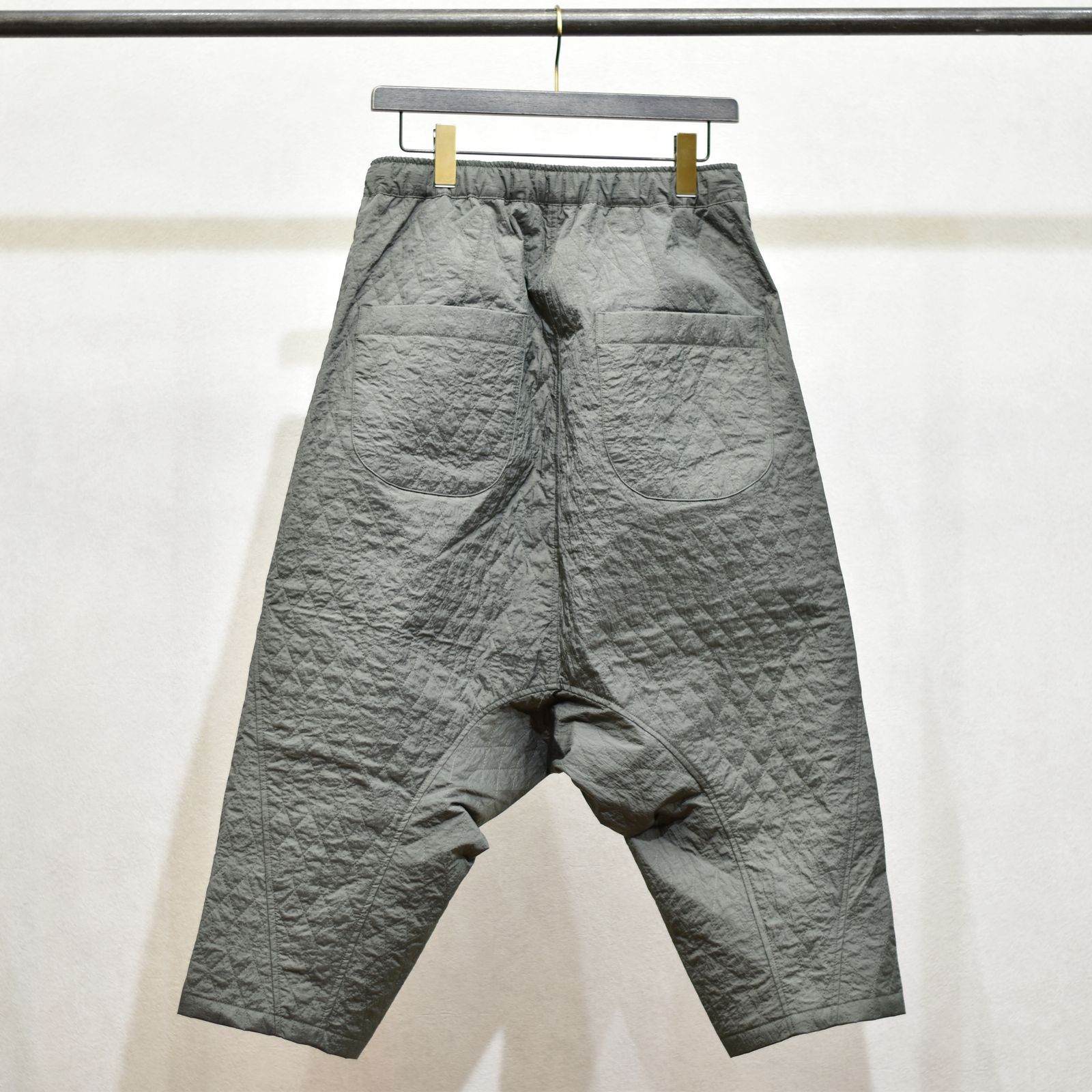 quilting passive pants (KHAKI GRAY) / キルティング パッシブ パンツ