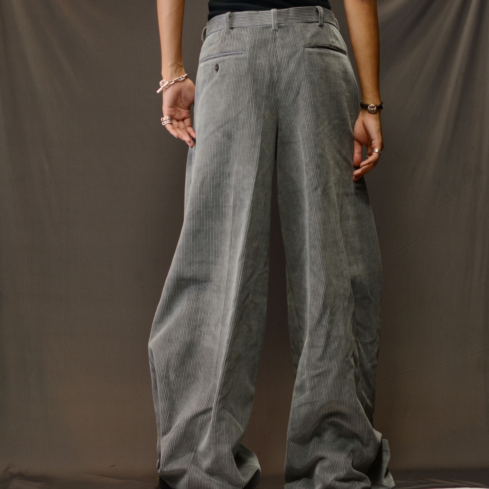 helenlawrenceコーデュロイ ワイドパンツ 美品 size8 helenlawrenceコーデュロイ ワイドパンツ 美品 size8