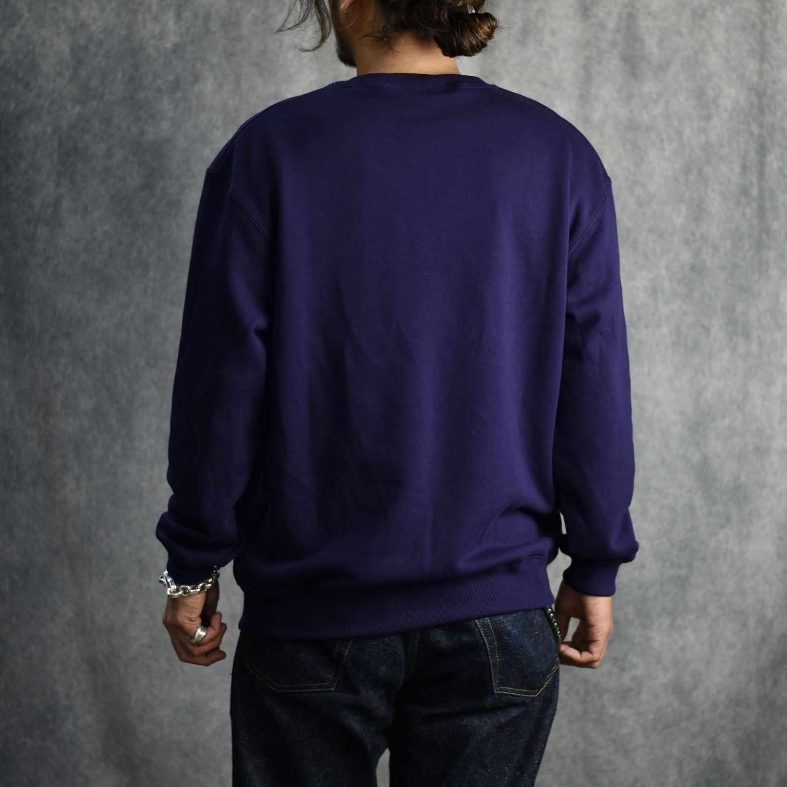 "S.V.D.S.H" CREW NECK SW ＜NATURALLY PAINT DESIGN＞ (PURPLE) / クルーネック 発砲プリント スウェット トレーナー