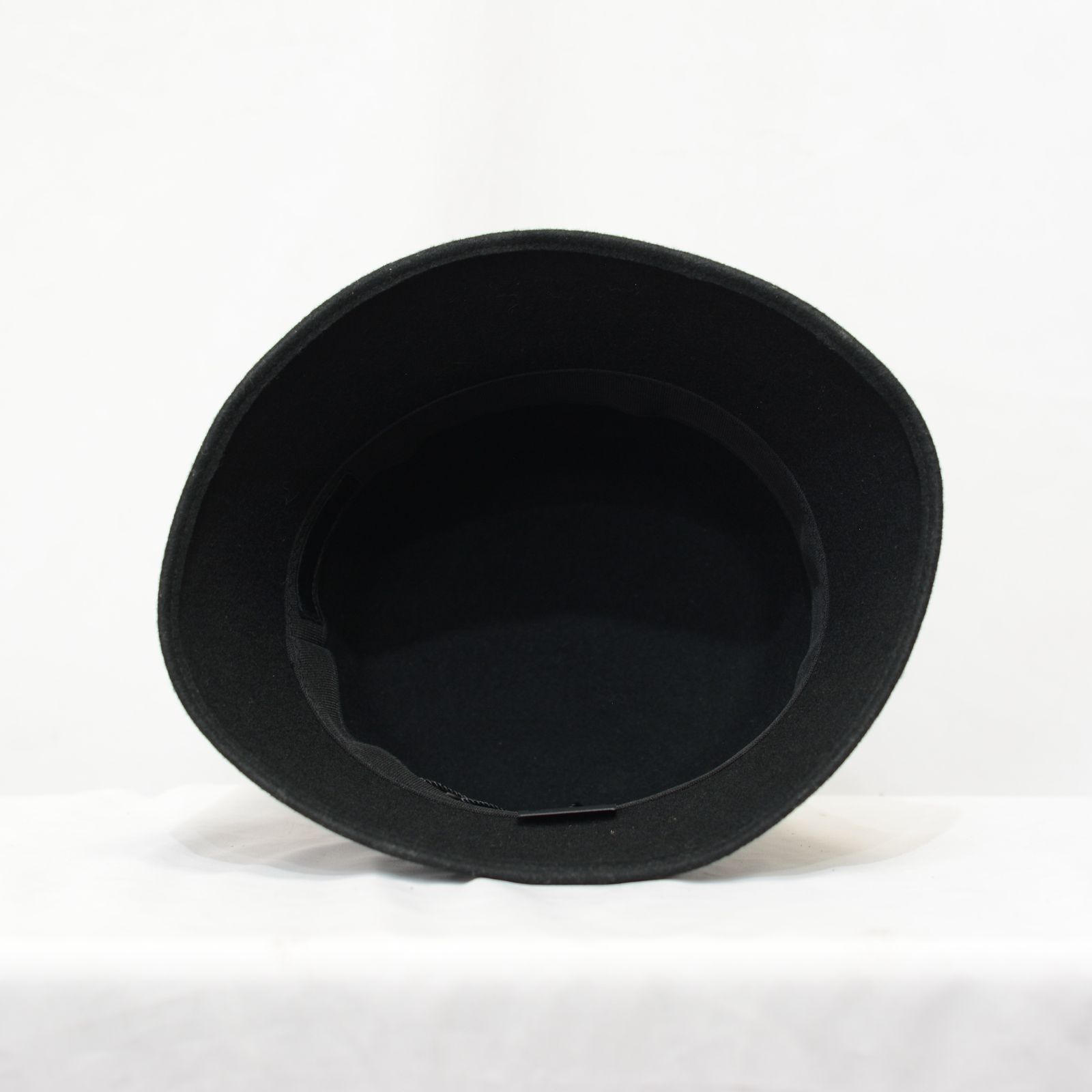 クロッシュ ハット （BLK）