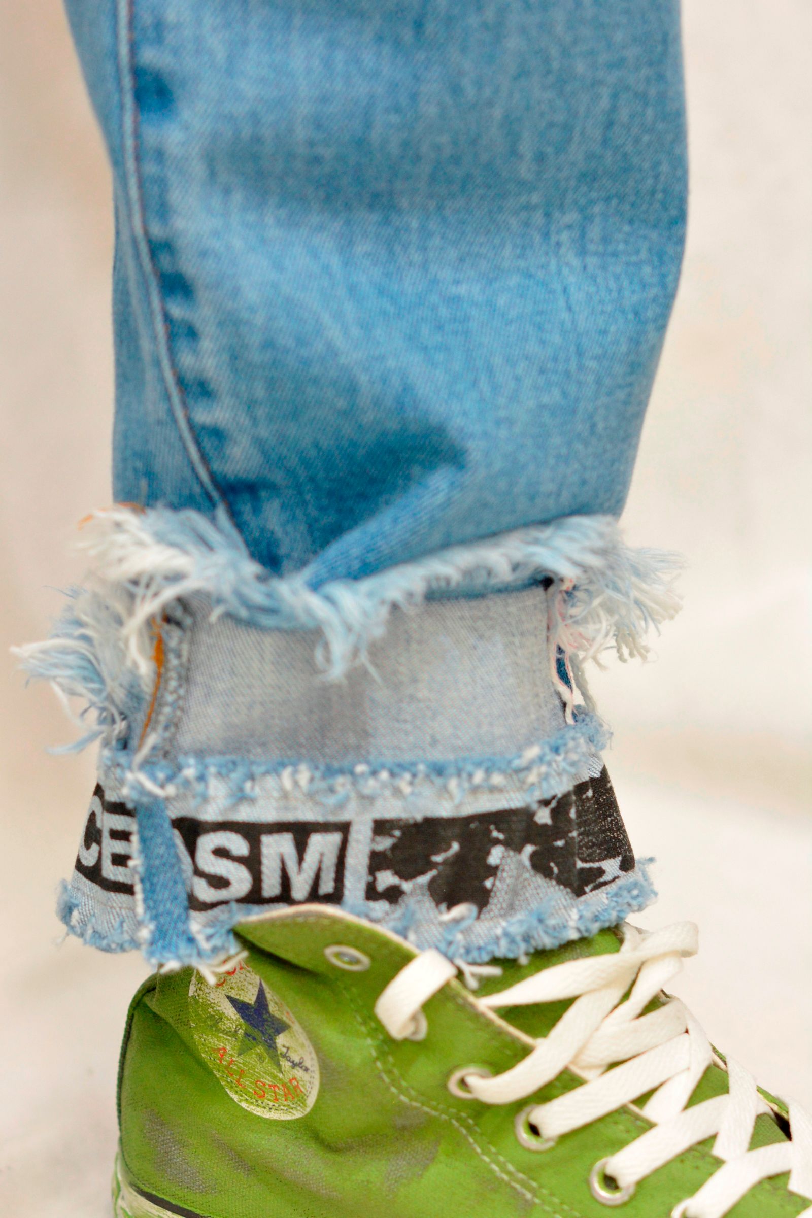 FACETASM - ”CROPPED PRINT DENIM PANTS | chord online store FACETASM - ”CROPPED PRINT DENIM PANTS | chord online store