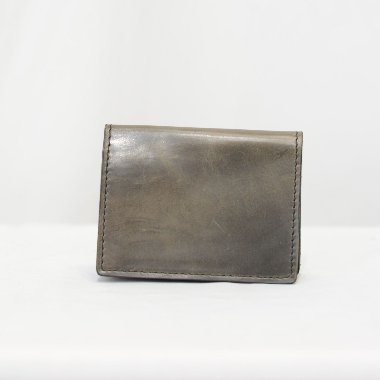 GUIDI オイルカーフ 鏡面仕上げ カードケース (GRAY)