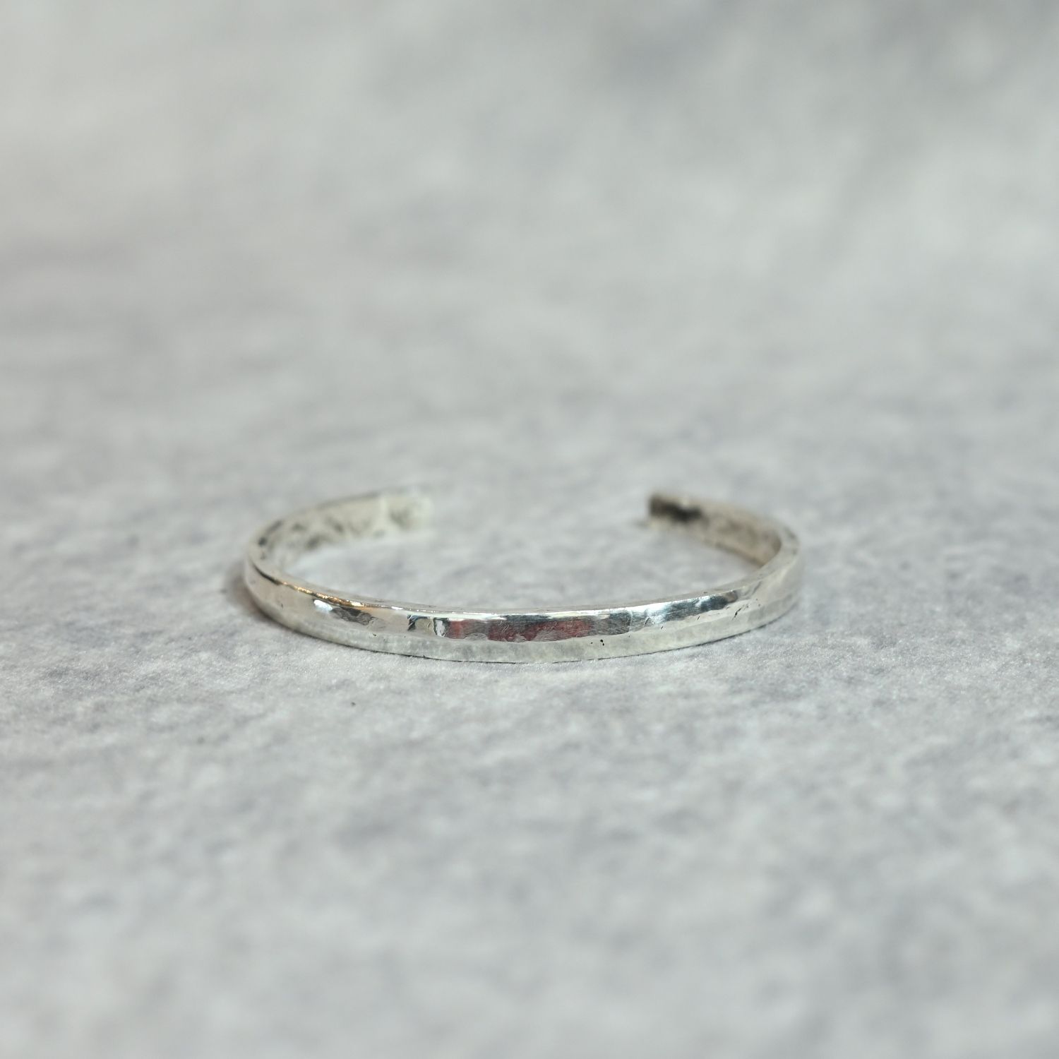 BRIGHT BANGLE NARROW｜ SILVERS 純銀