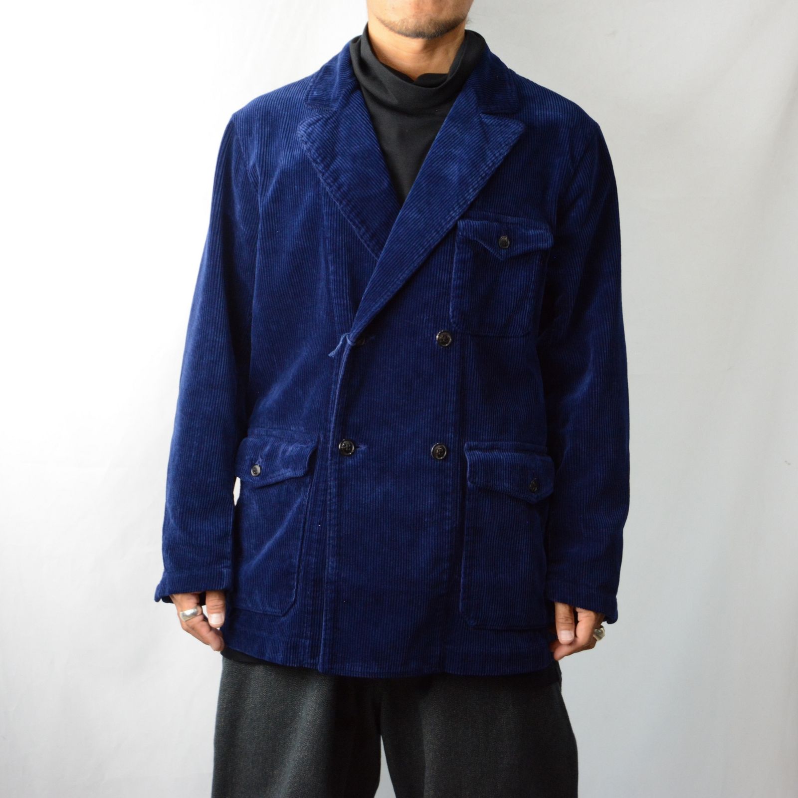 CORDUROY TAILORED DOUBLE JACKET - BLUE購入して2か月程度です