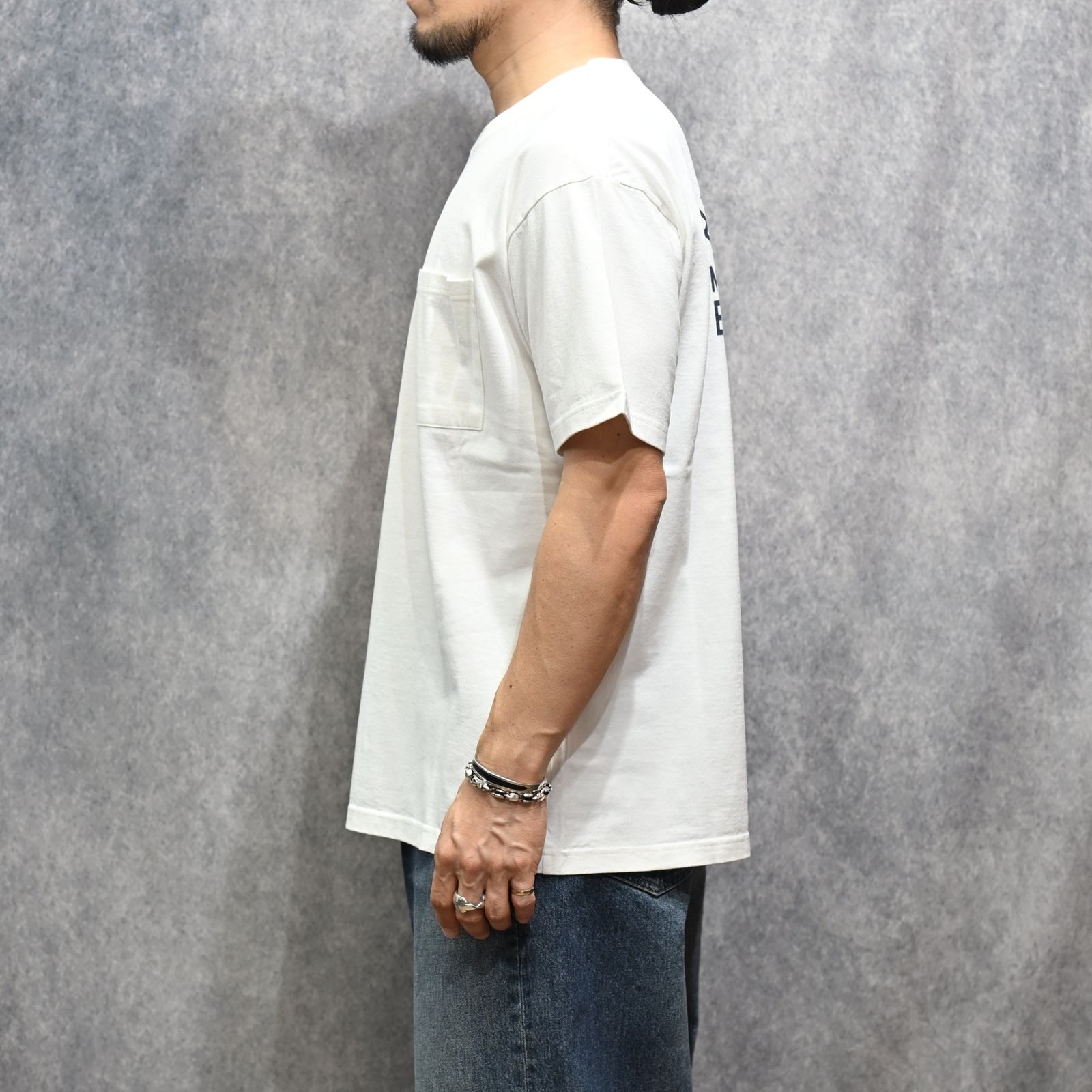 Hedge Hills Burger Shop T-SH （WHT） プリント Tシャツ （ホワイト）｜2605-4002