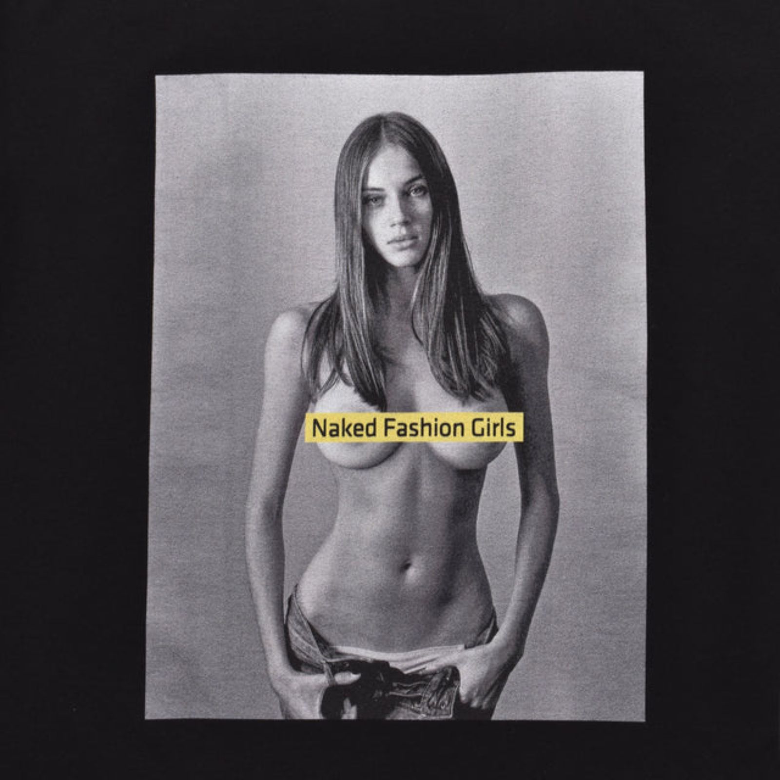 MIKE DOWSON “Naked Fashion Girls”×Stie-lo （BLACK） / プリントTシャツ （ブラック） 25MND-STL001