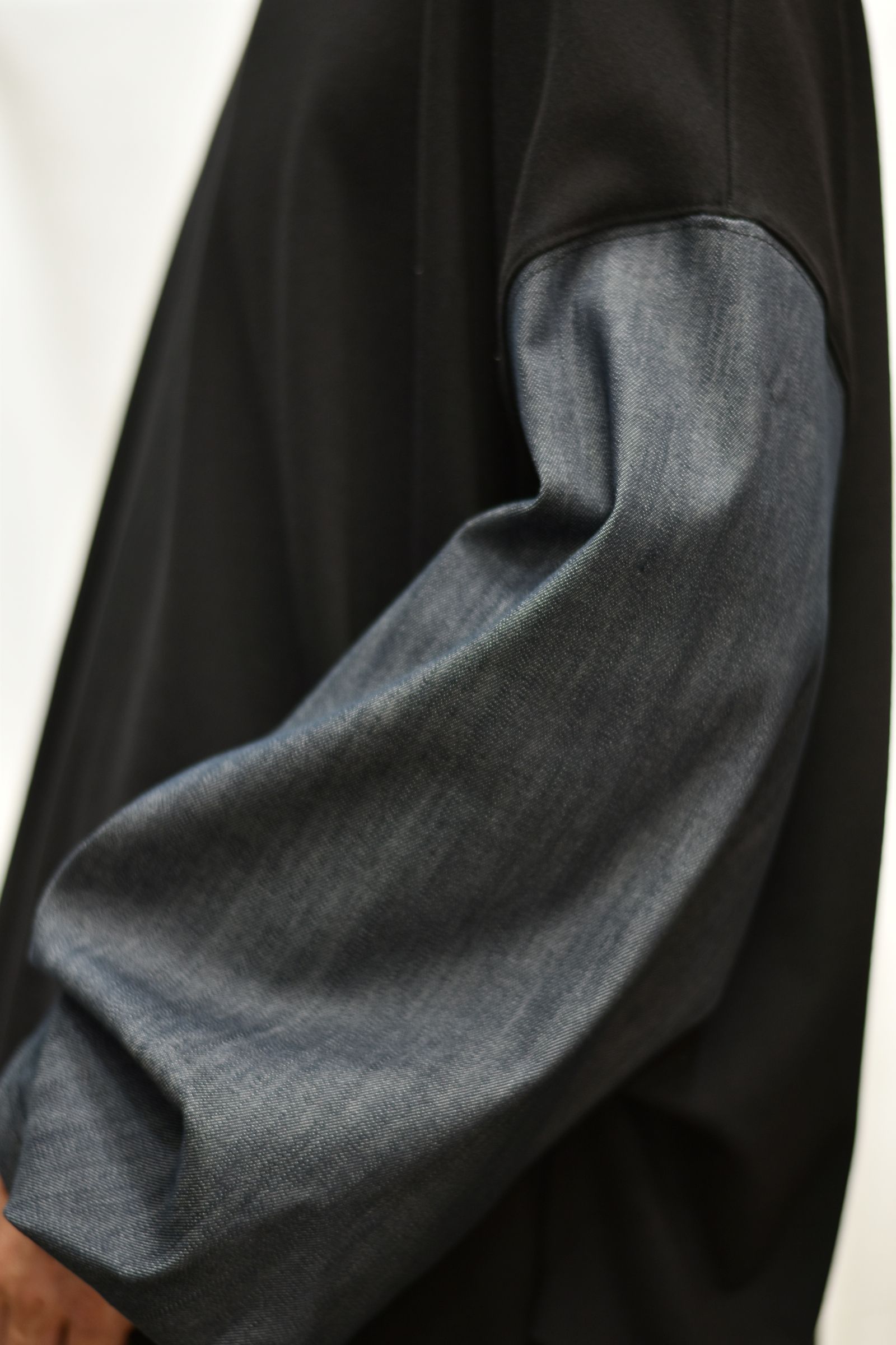 コンビネーションプルオーバー / LB21FW-PO02-DN (BLACK×NAVY)