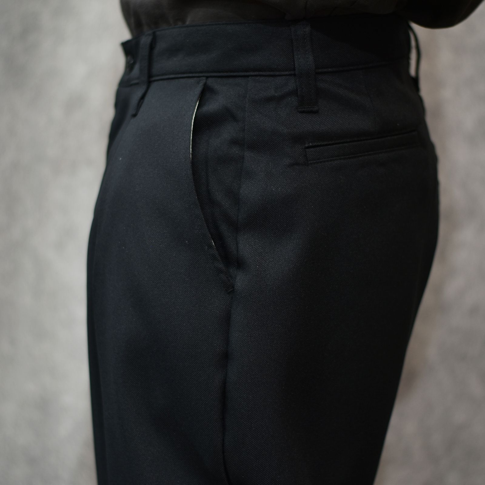ST-P TUCK SLACKS (BLACK)｜スタプレ タック スラックス｜CL-26SS008