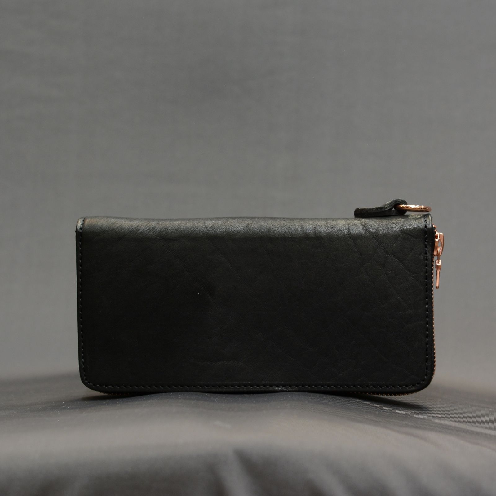 ダブルショルダー製品染め ラウンド財布 （BLACK）