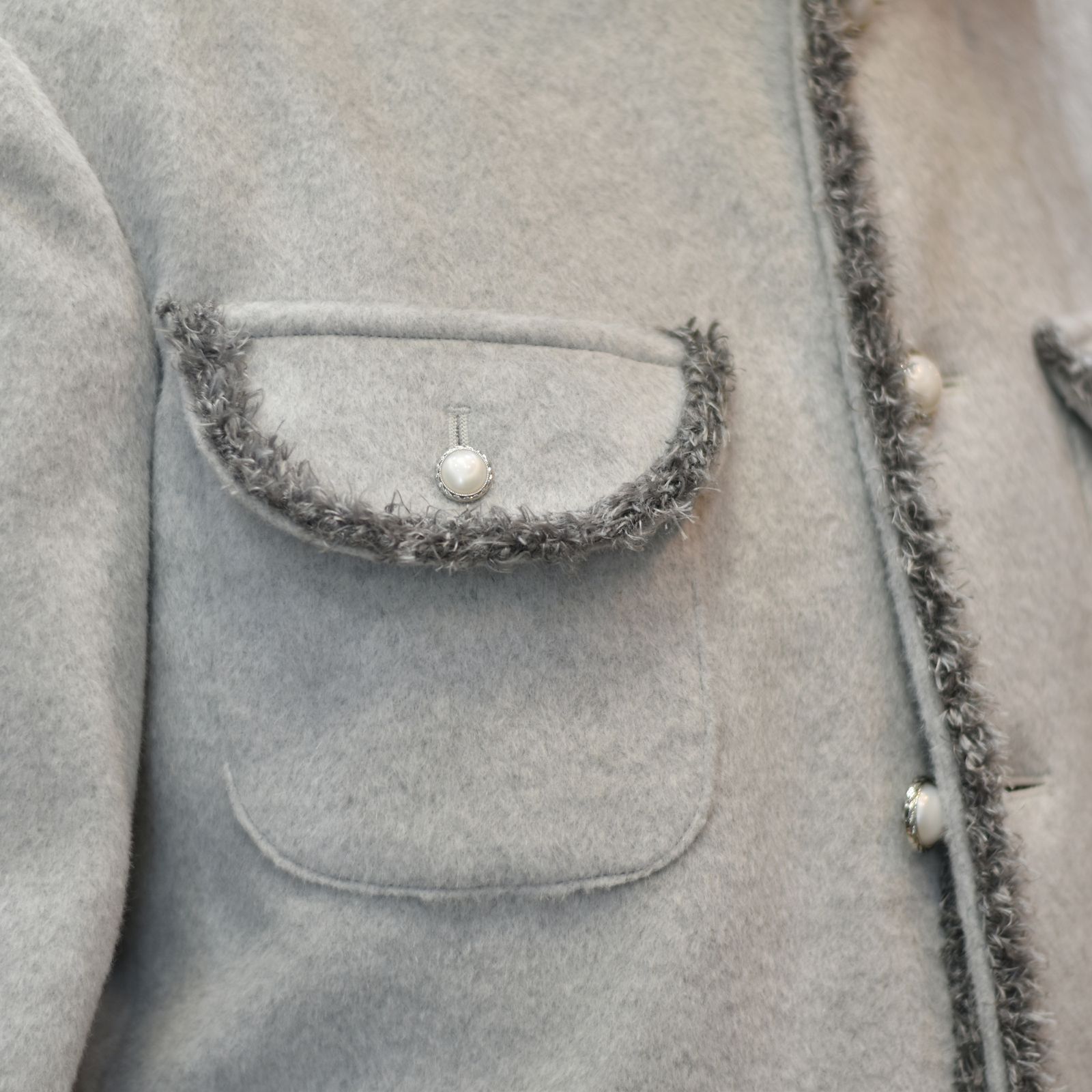 SHAGGY NO COLLAR 4BUTTONS JKT (GRAY)｜シャギー素材 ノーカラー 4ボタン ジャケット｜PD25AJ04