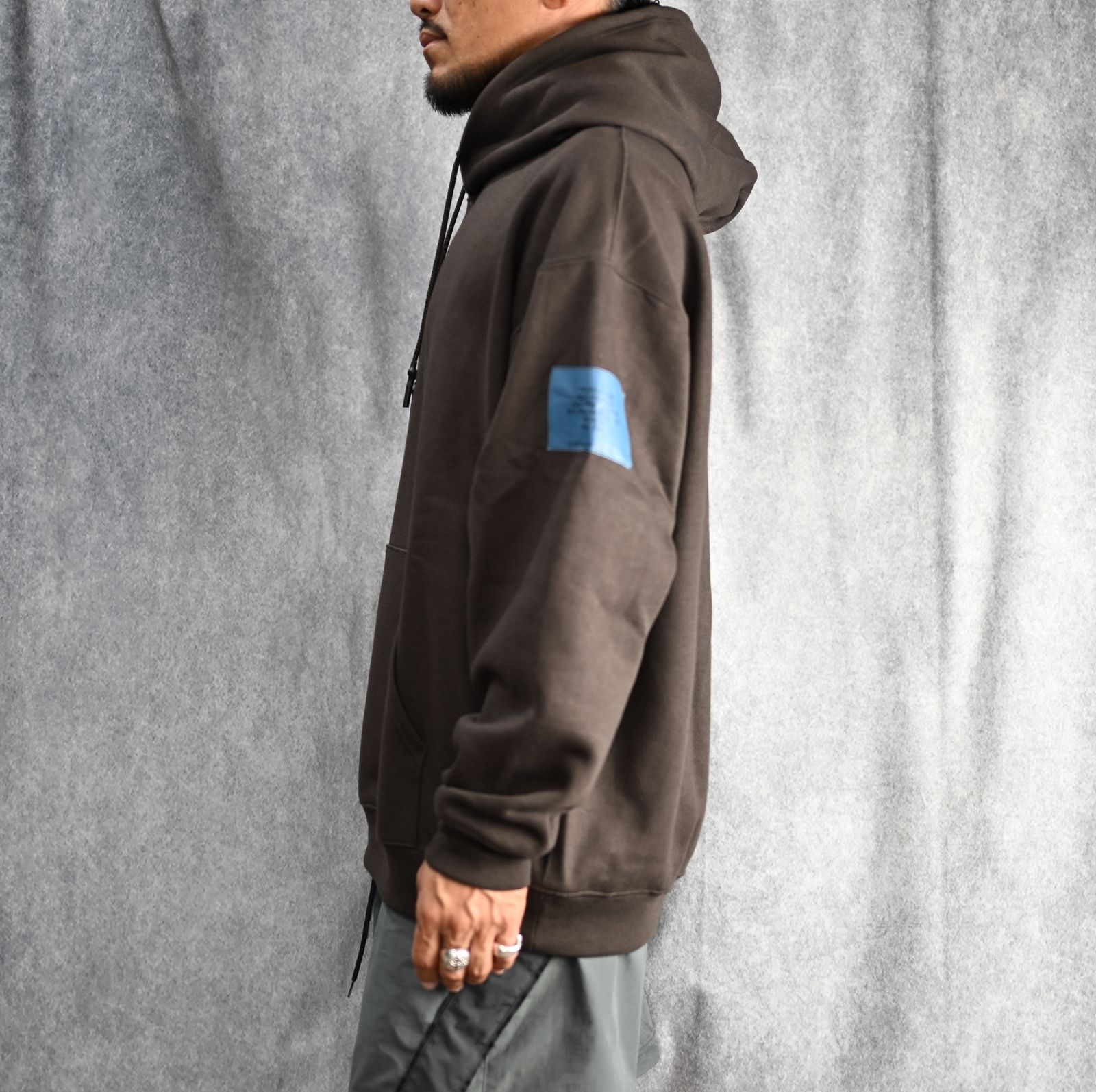 HOODED SWEATSHIRT （BROWN） / フーディー スウェット （ブラウン）