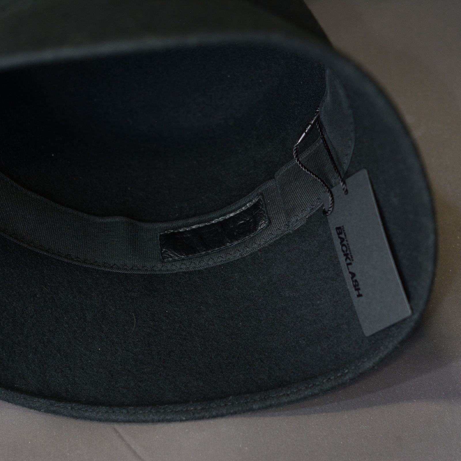 クロッシュ ハット （BLK）