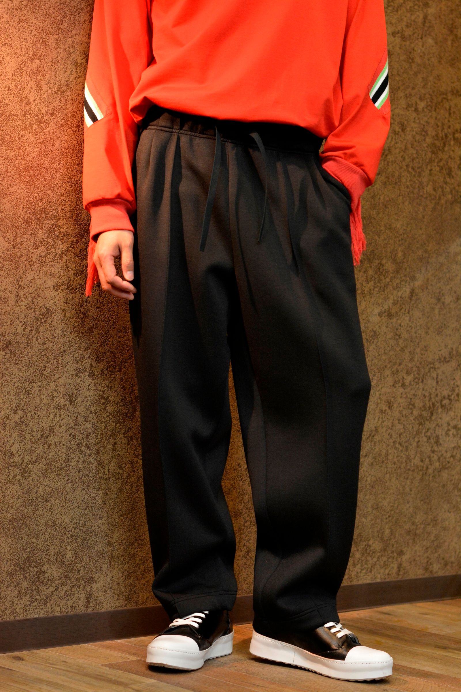 FACETASM - ”BONDING PLEATS PANTS | chord online store