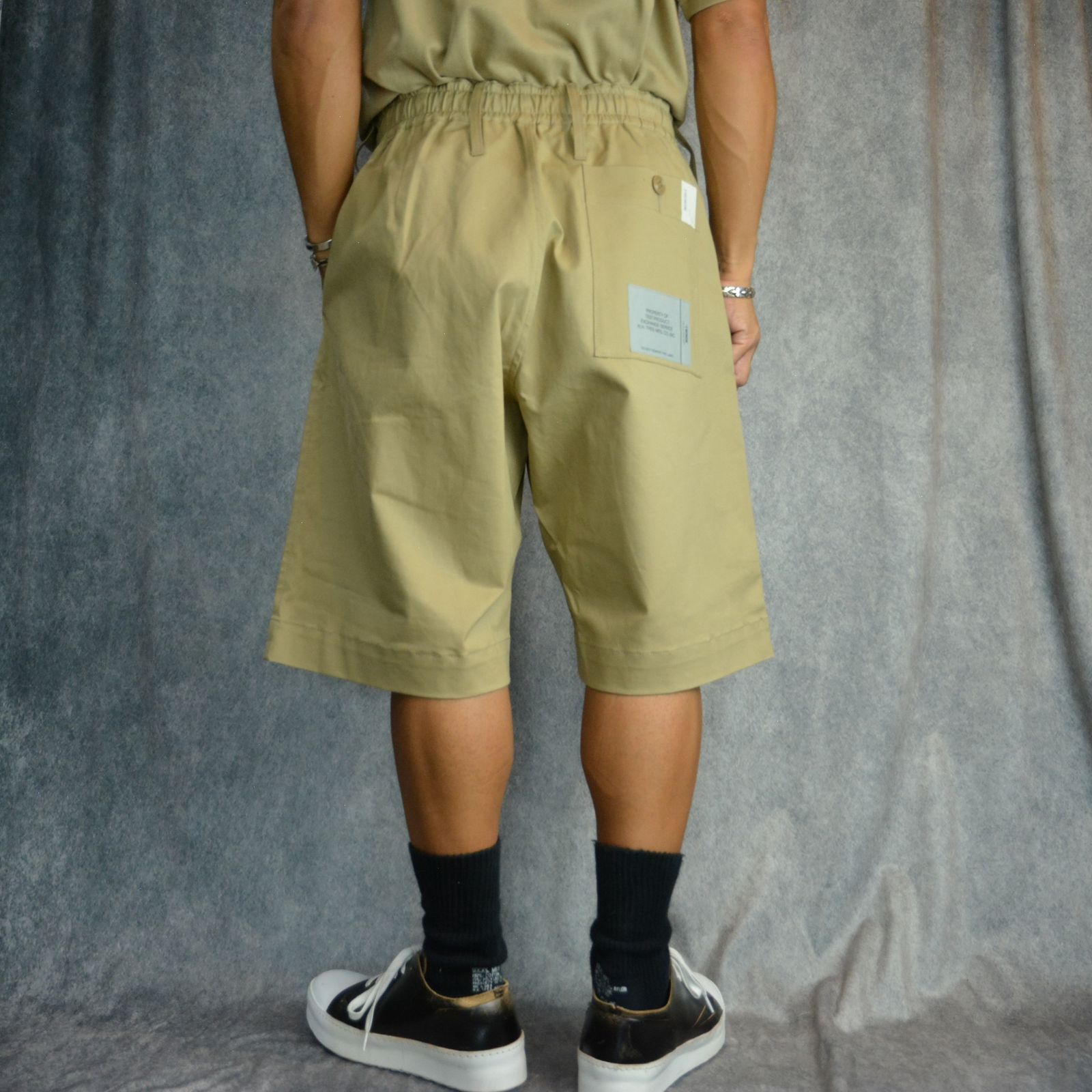 × INVINCIBLE®︎  ハーフパンツ （BEIGE）