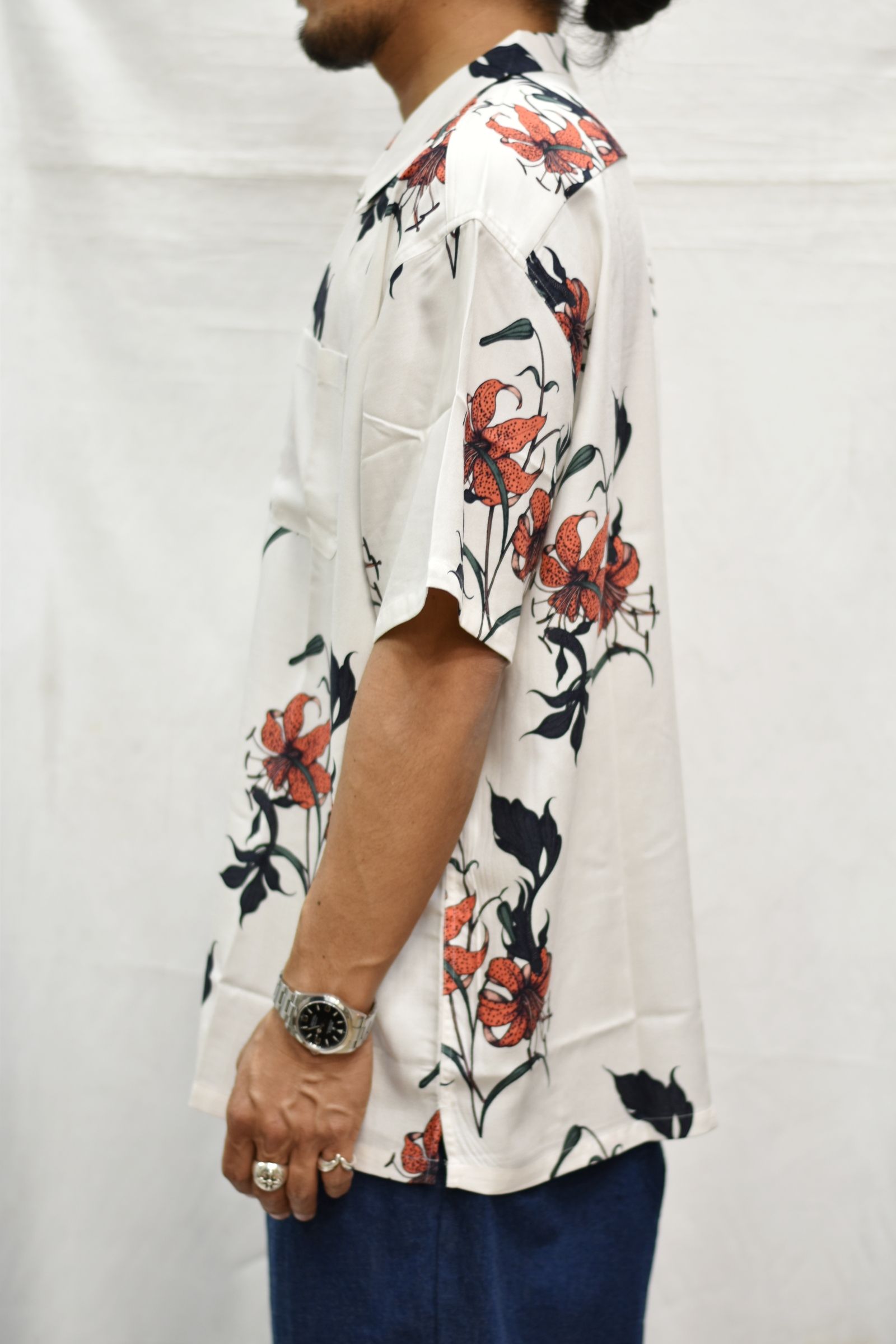 ×MIHO MURAKAMI ALLOVER PATTERN S/S SHIRT (WHITE)