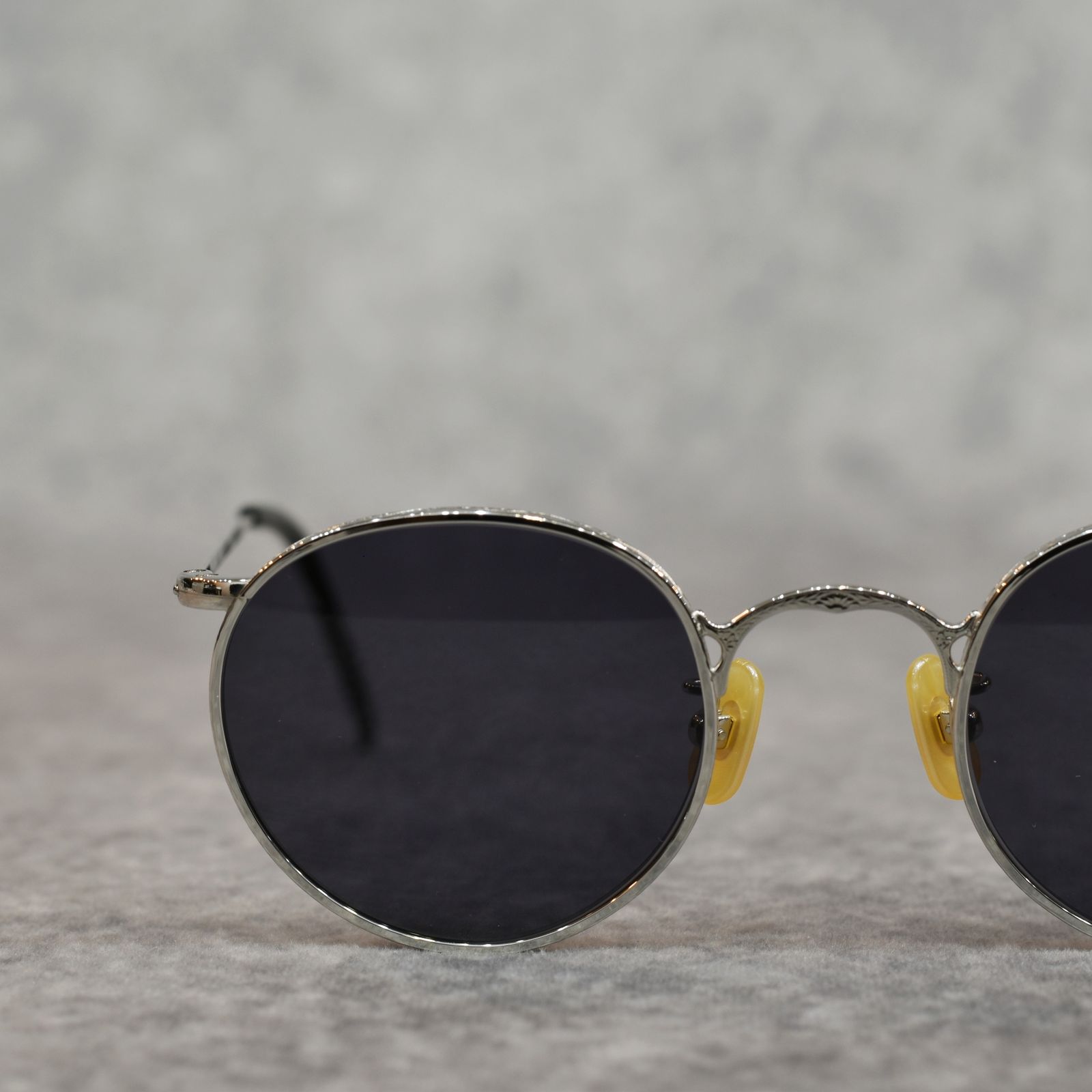 VINTAGE TYPE CIRCLE METAL GLASSES (SILVER / GRAY)｜ヴィンテージタイプ サークルメタル サングラス｜CL-25AW003G