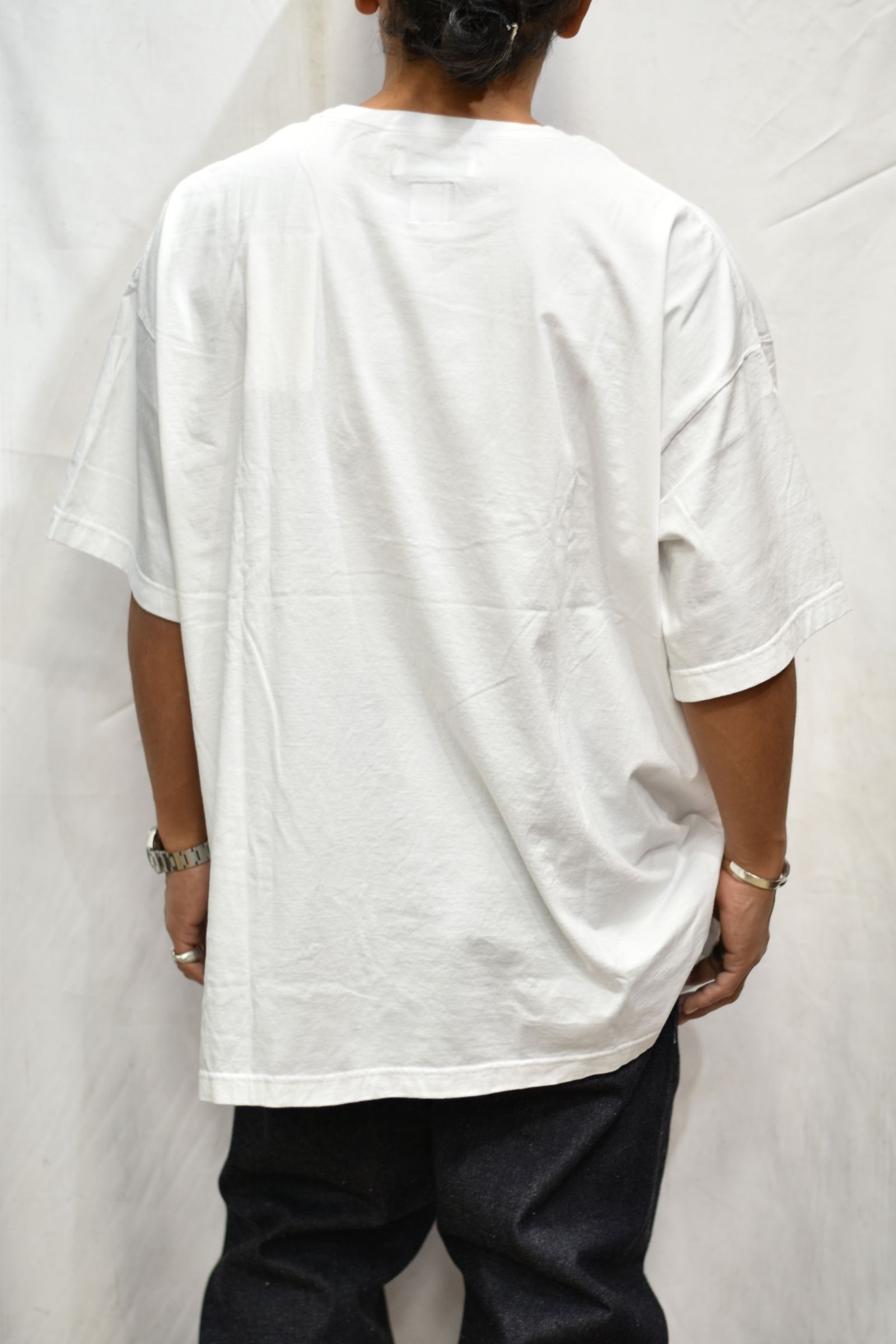 SOCCER LOGO BIG TEE (WHITE)
