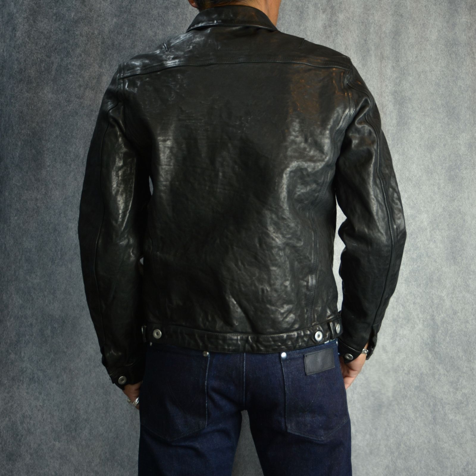 ISAMU KATAYAMA BACKLASH - イタリアンダブルショルダー 製品