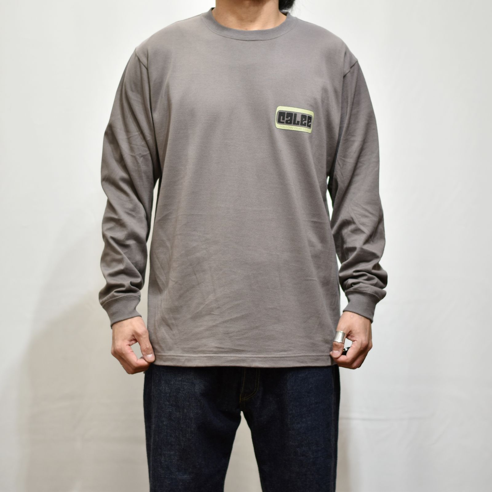 CALEE BOX LOGO L/S T‐SHIRT (GRAY)