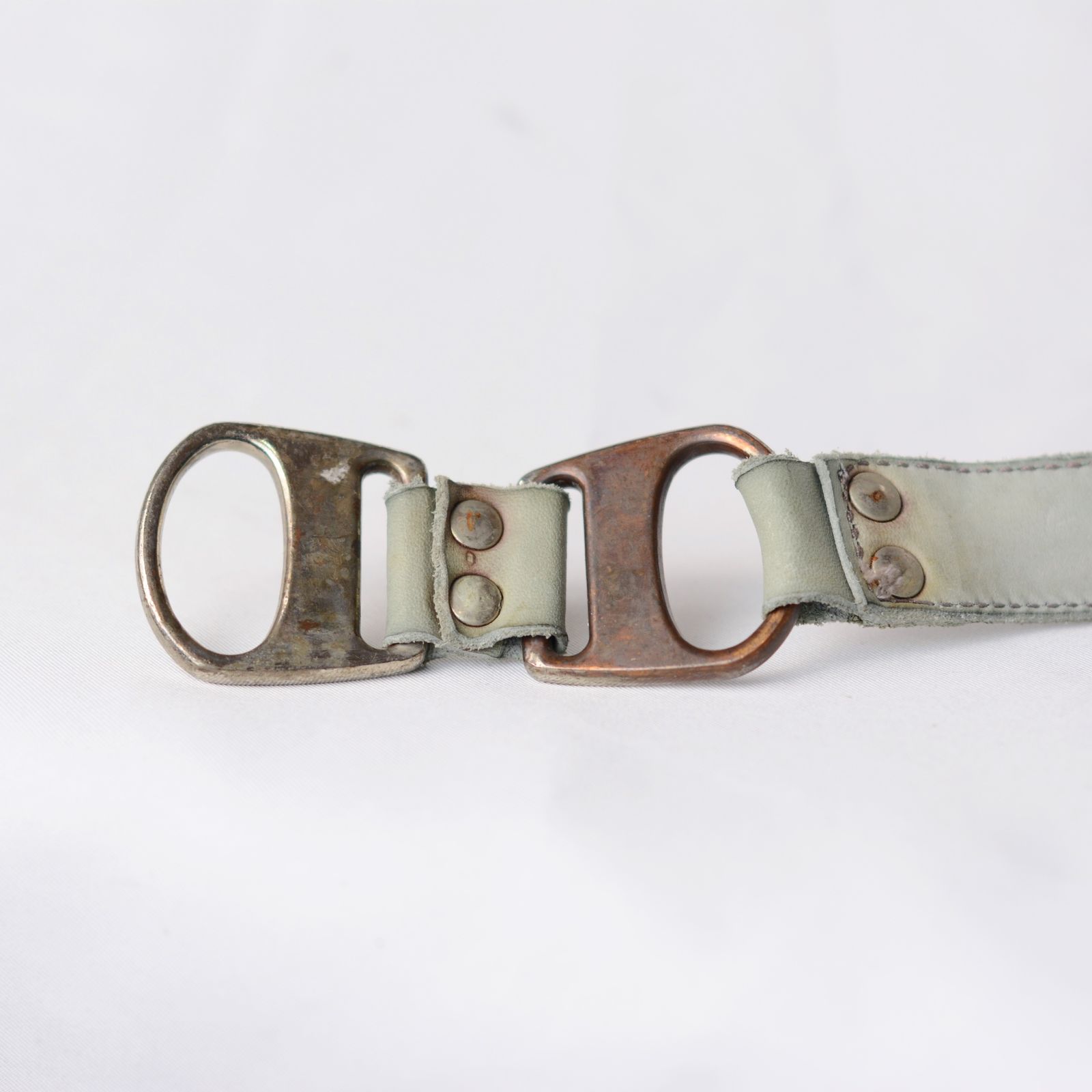HORSE WHITE LEATHER BELT D-RING