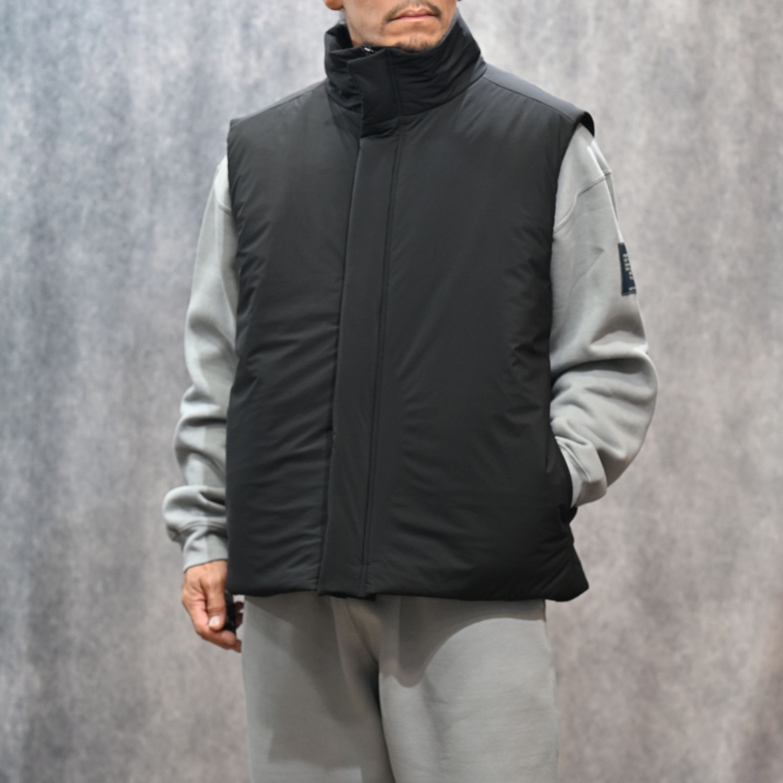 PUFFER VEST （BLACK）｜パファーベスト｜2252-VE21-003