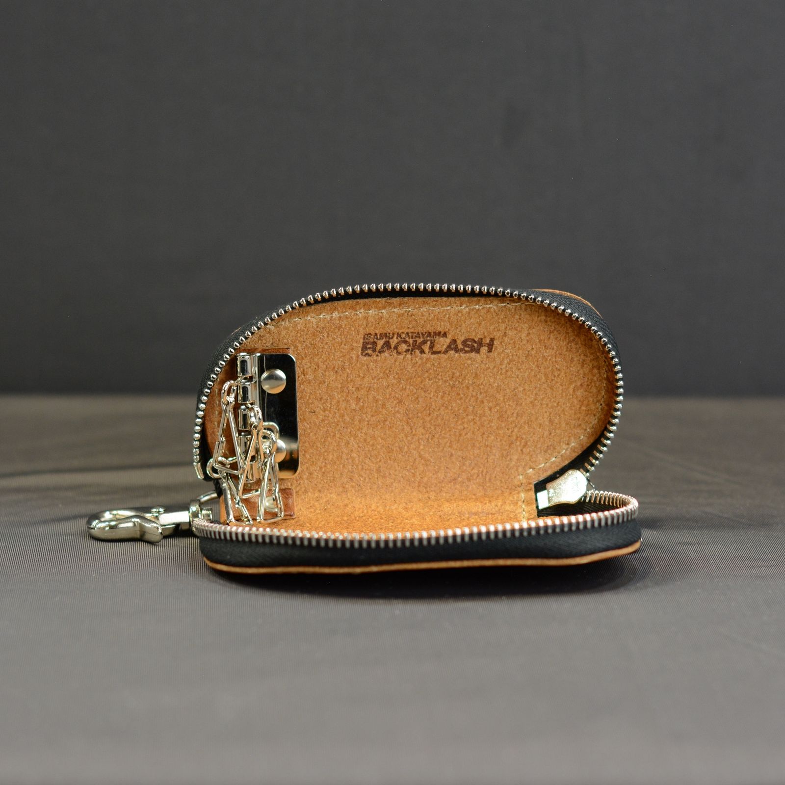 イタリアンショルダー シワ加工プルアップ （BROWN）