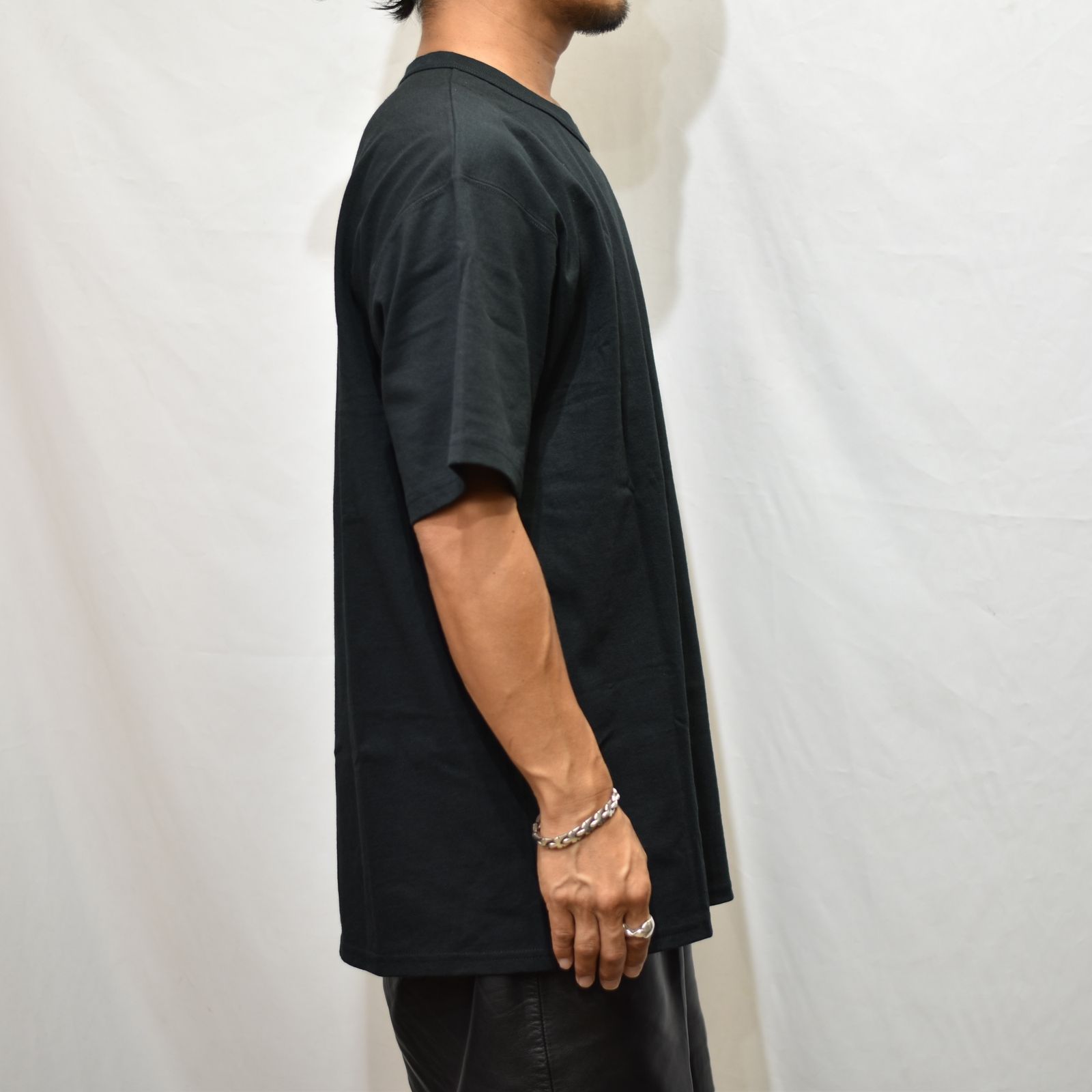 CHAMPION 7OZ ”chord” EMBROIDERY SHORT SLEEVE TEE (BLACK) / チャンピオン ロゴ刺繍 半袖Tシャツ