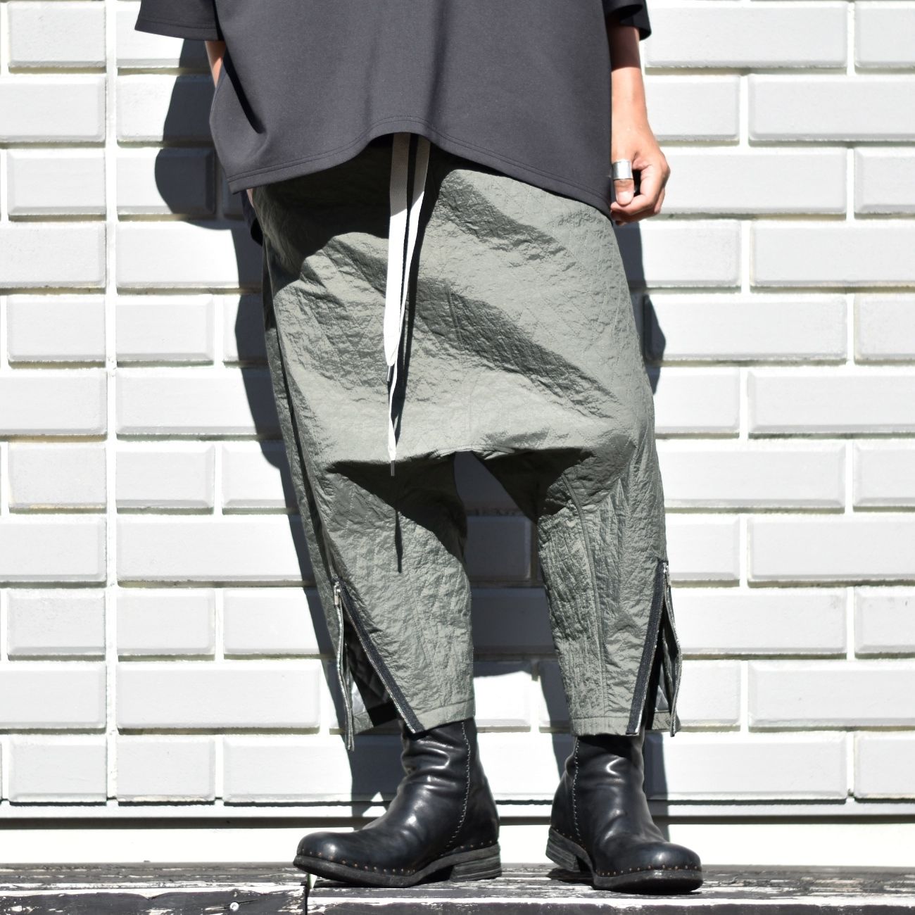 quilting passive pants (KHAKI GRAY) / キルティング パッシブ パンツ