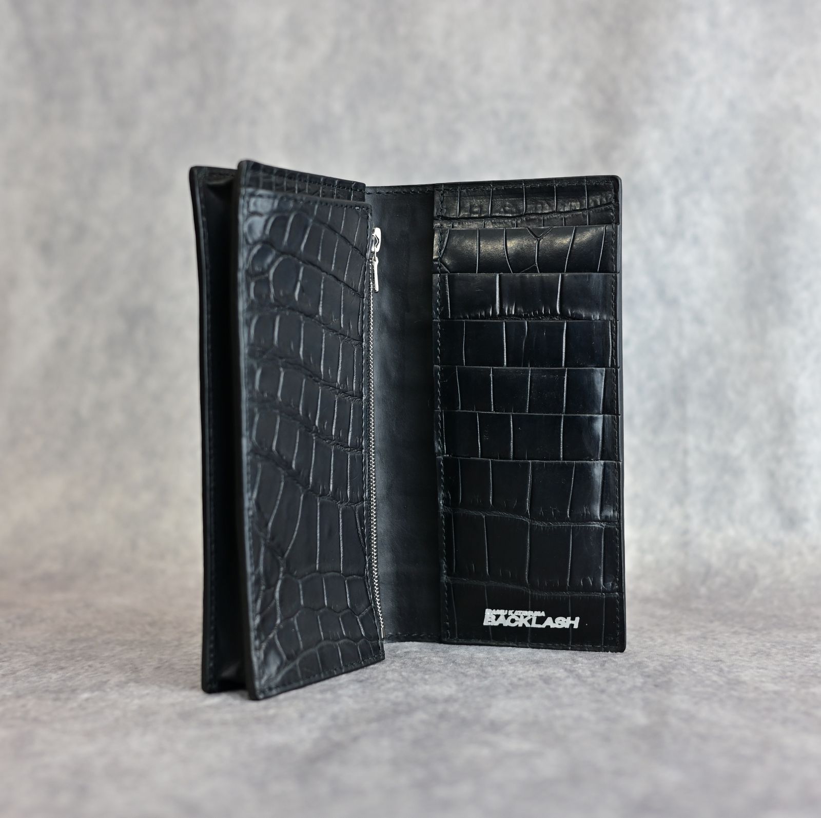 オイルクロコ+イタリアンバケッタ 二つ折り長財布 （BLACK / ブラック） 383-07