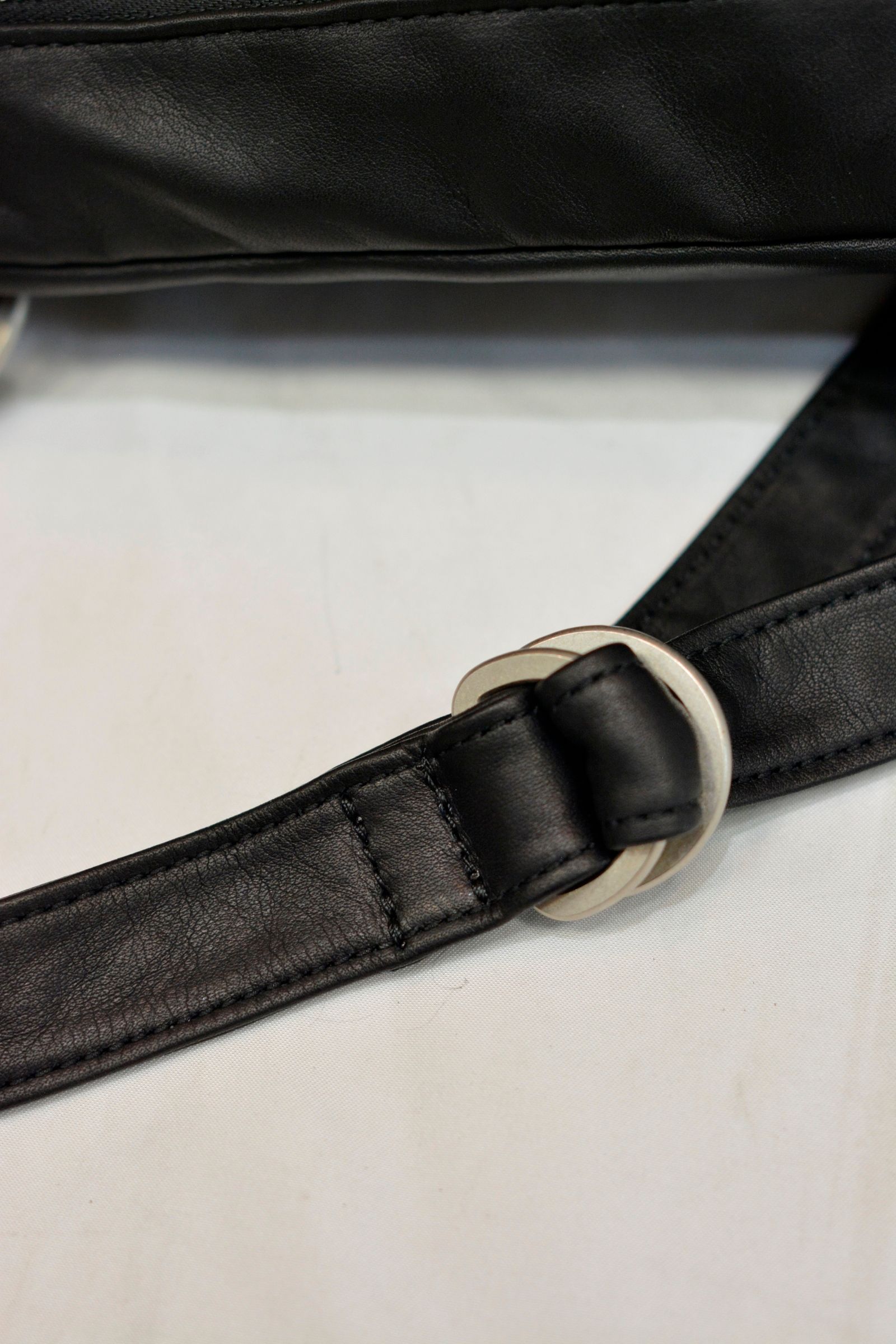 Furniture Leather ショルダーバッグ