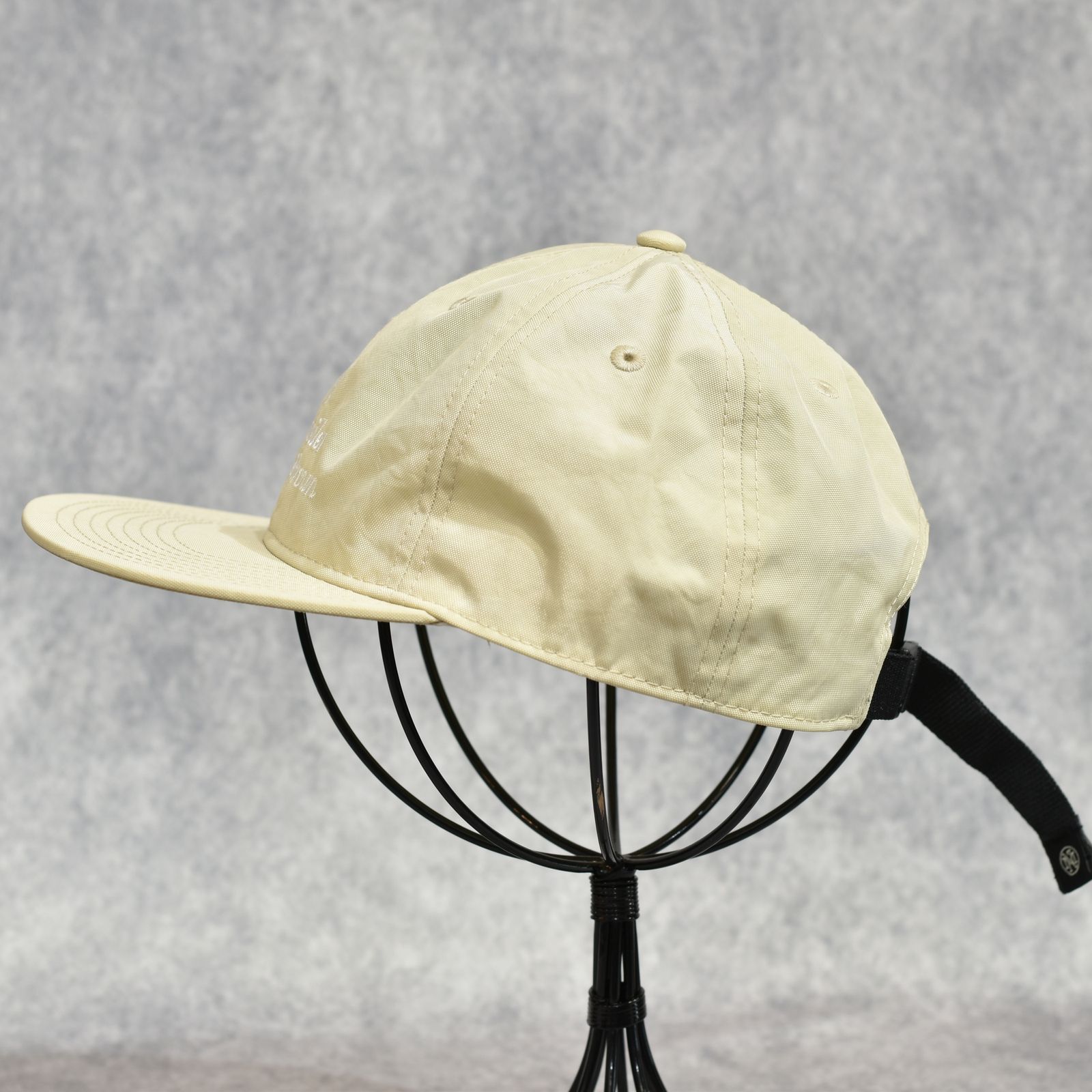 × MAGIC NUMBER RWMN CAP （BEIGE）｜× マジック ナンバー キャップ｜RW26S0730