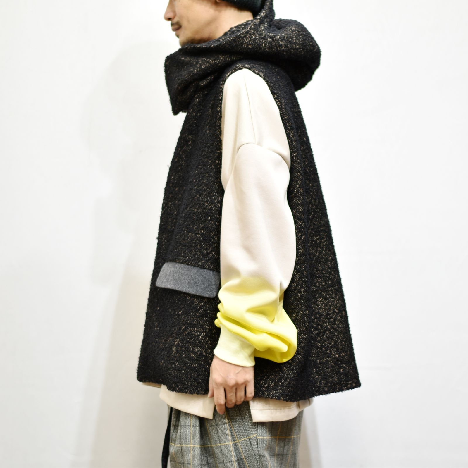 フードベスト / LB22AW-VE01-LYS (BLACK and TAN)